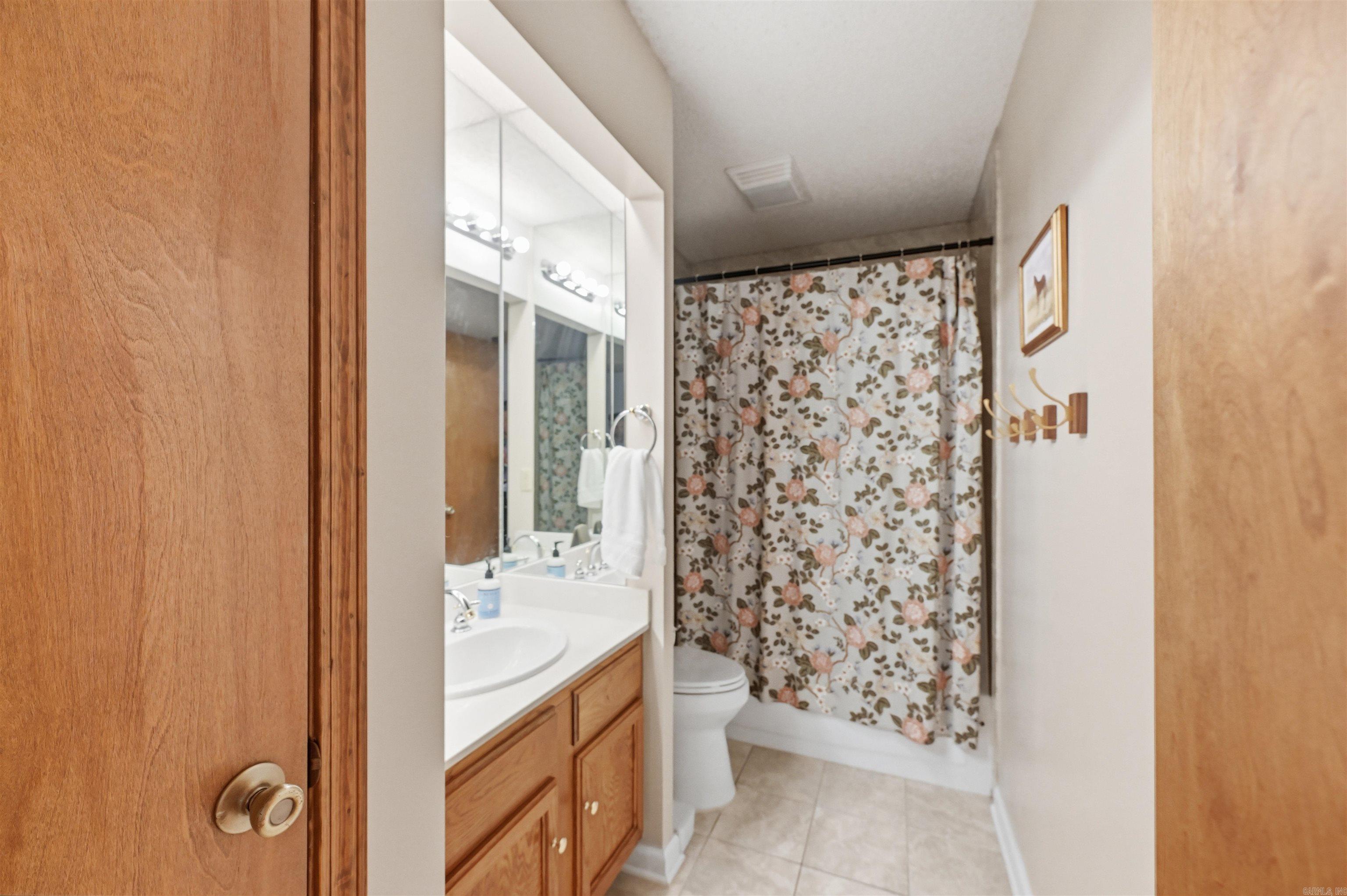 2006 Fairmont Drive Property Photo 17