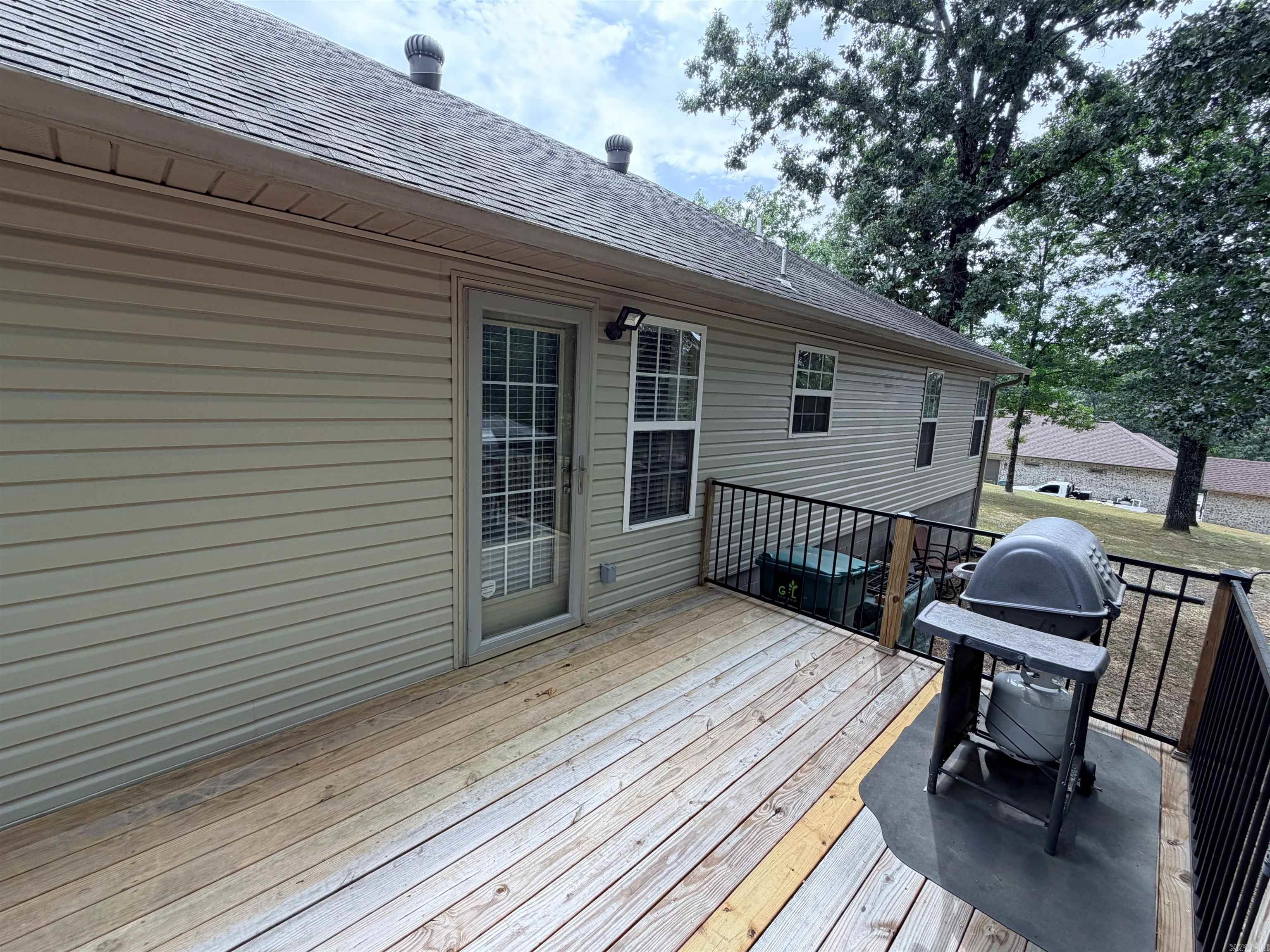 16 Oak Cliff Cove Property Photo 22