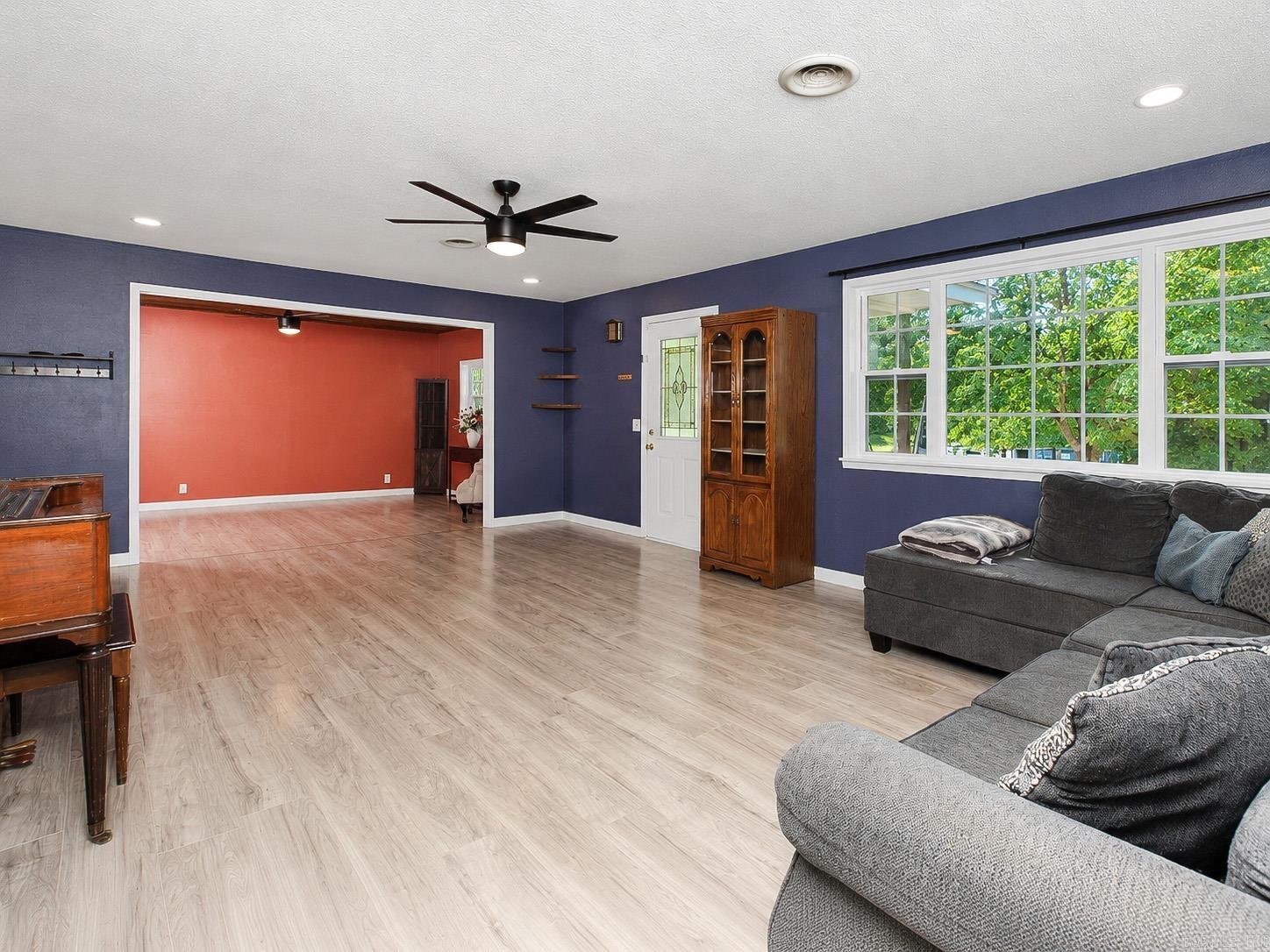 145 Biroja Property Photo 4