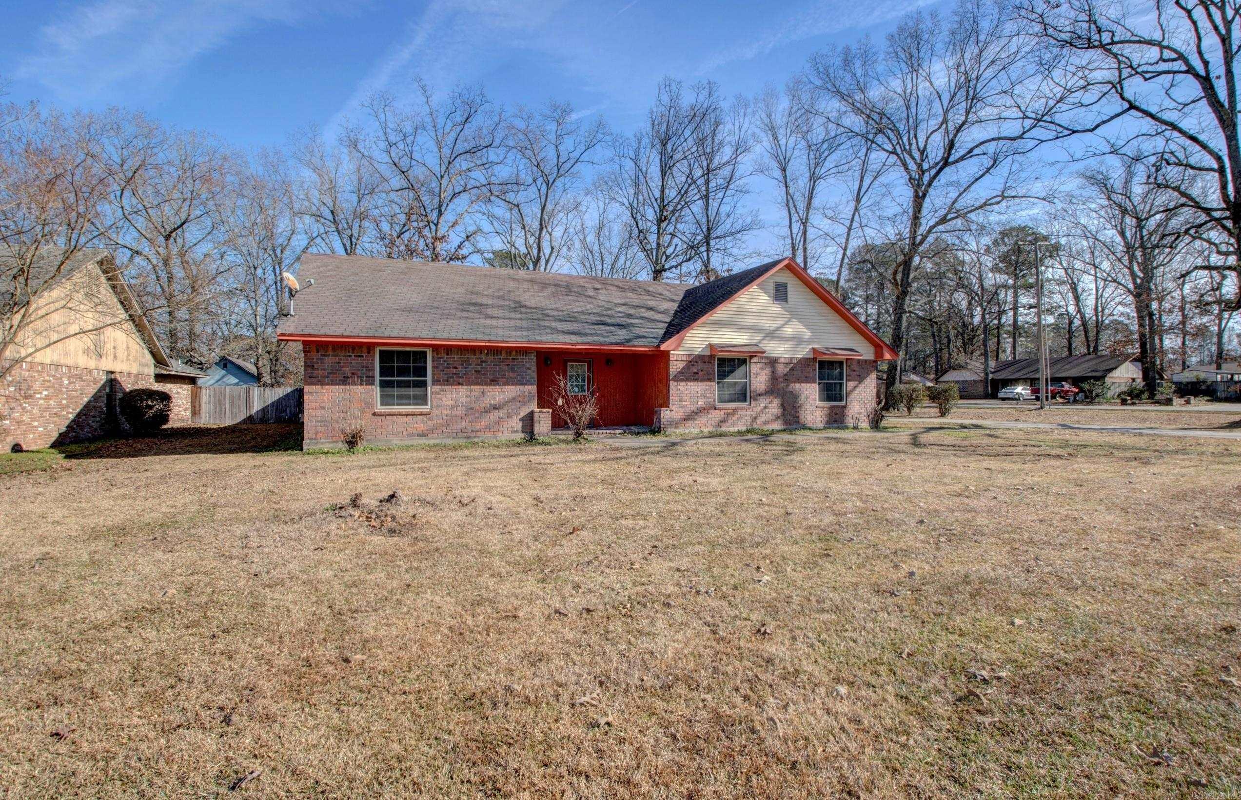 6009 S Cedar Street Property Photo 3