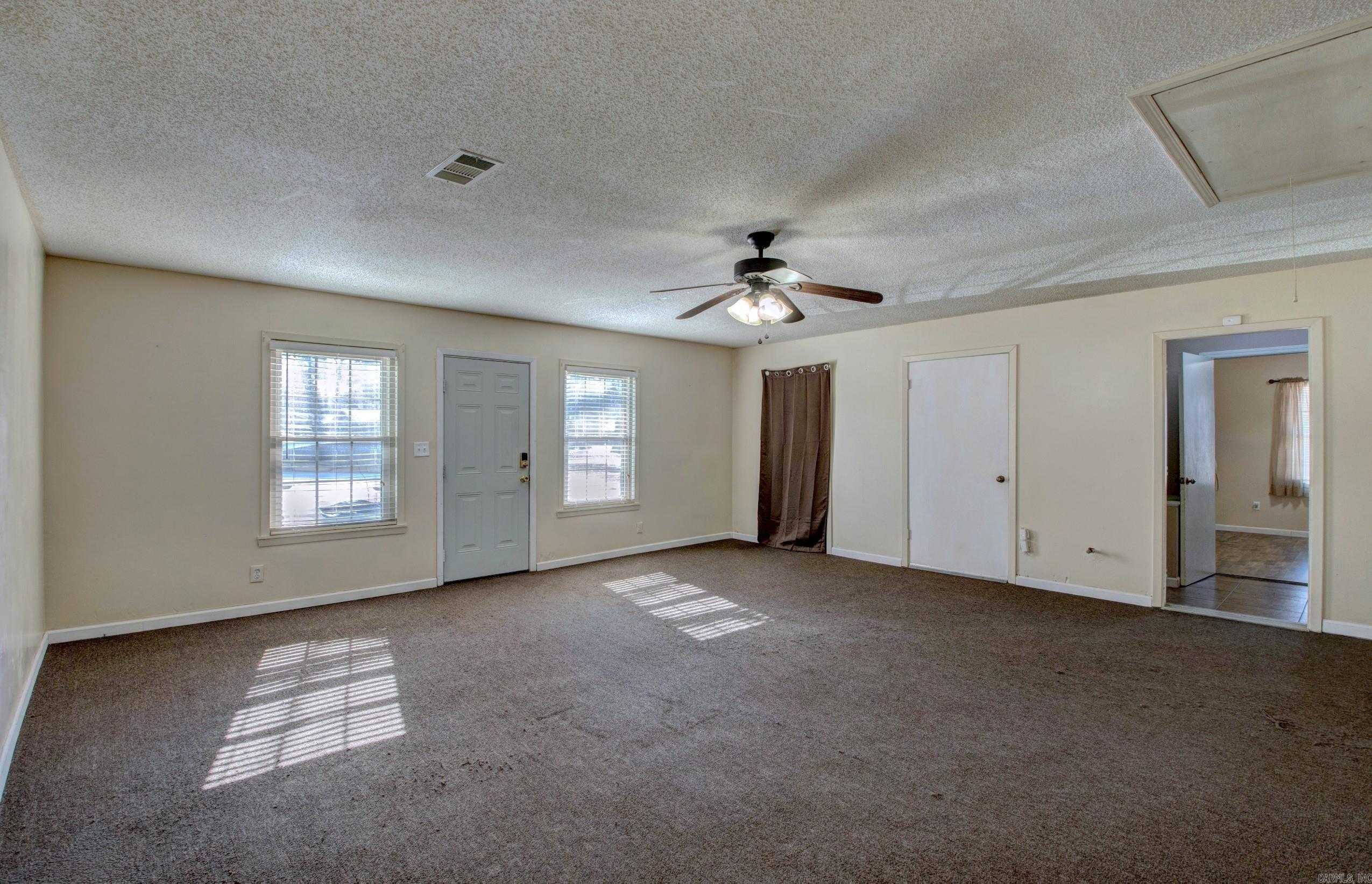 6009 S Cedar Street Property Photo 25
