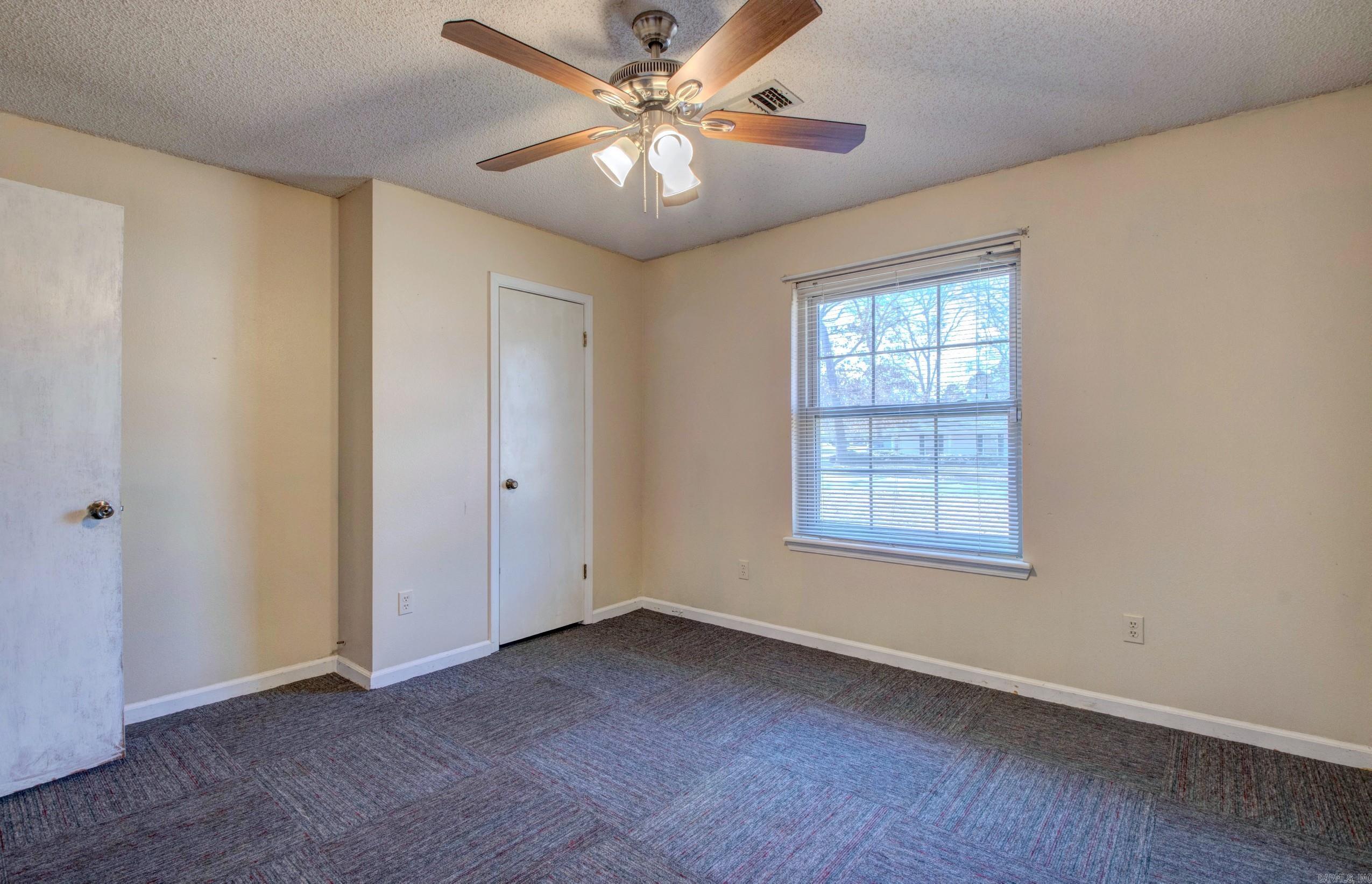 6009 S Cedar Street Property Photo 32