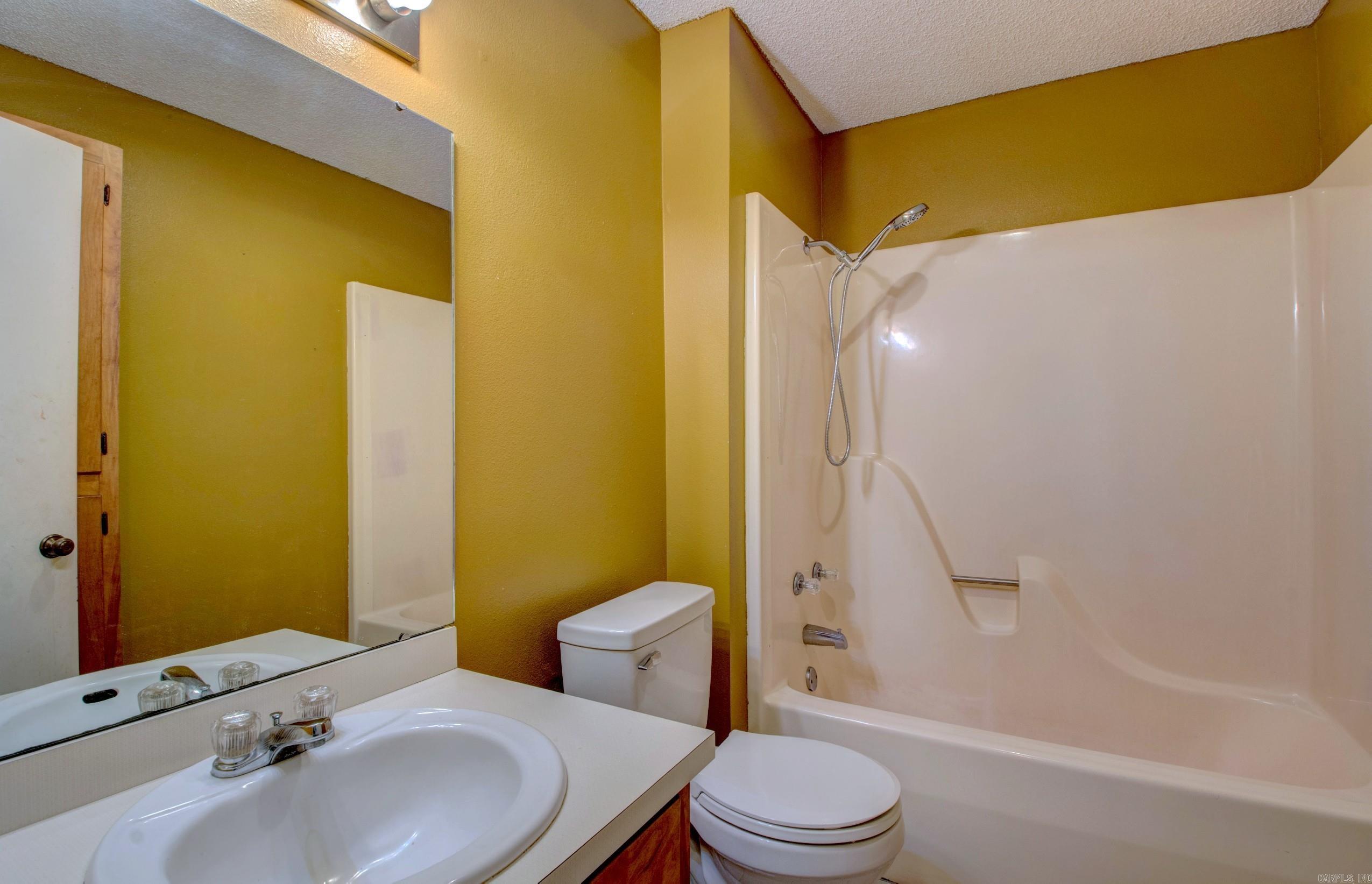 6009 S Cedar Street Property Photo 33