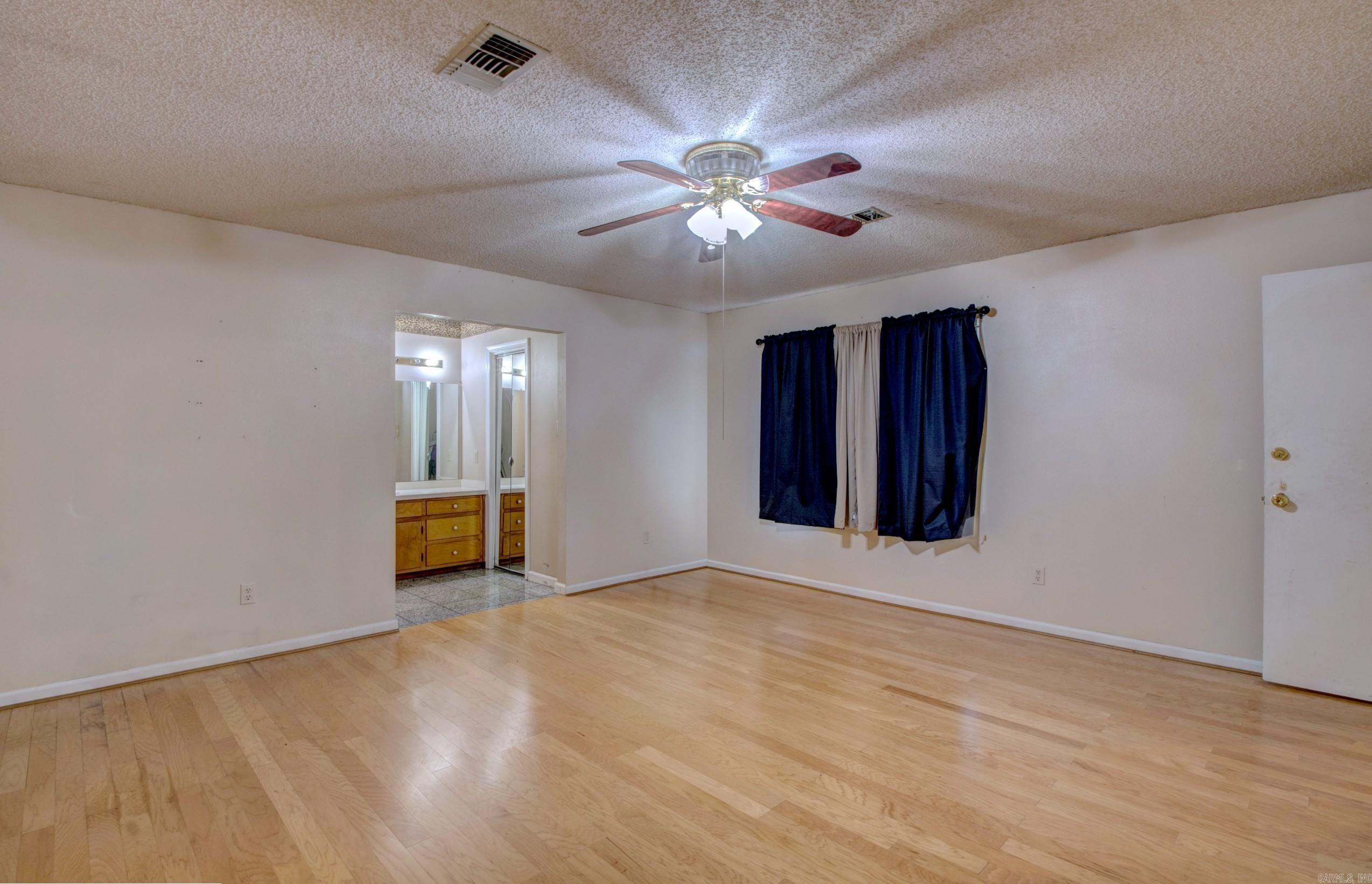 6009 S Cedar Street Property Photo 39