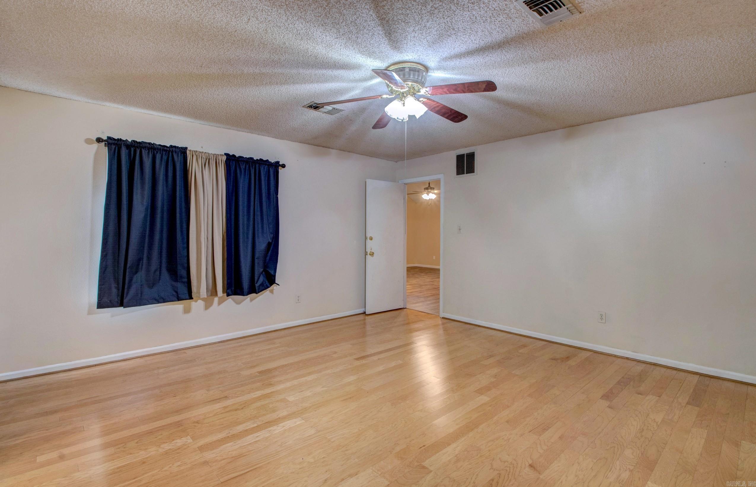 6009 S Cedar Street Property Photo 40