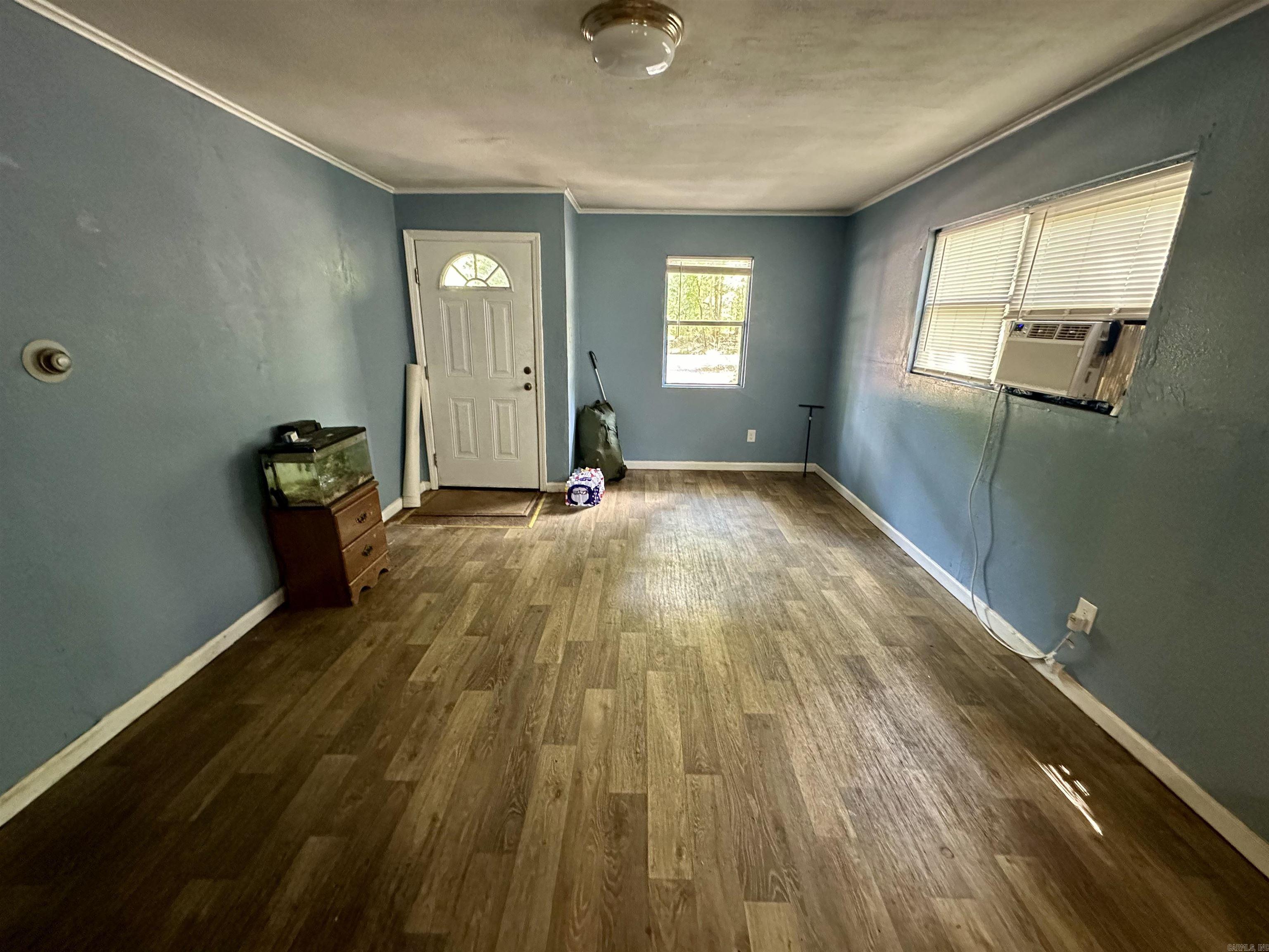 8208 Robinson Road Property Photo 3