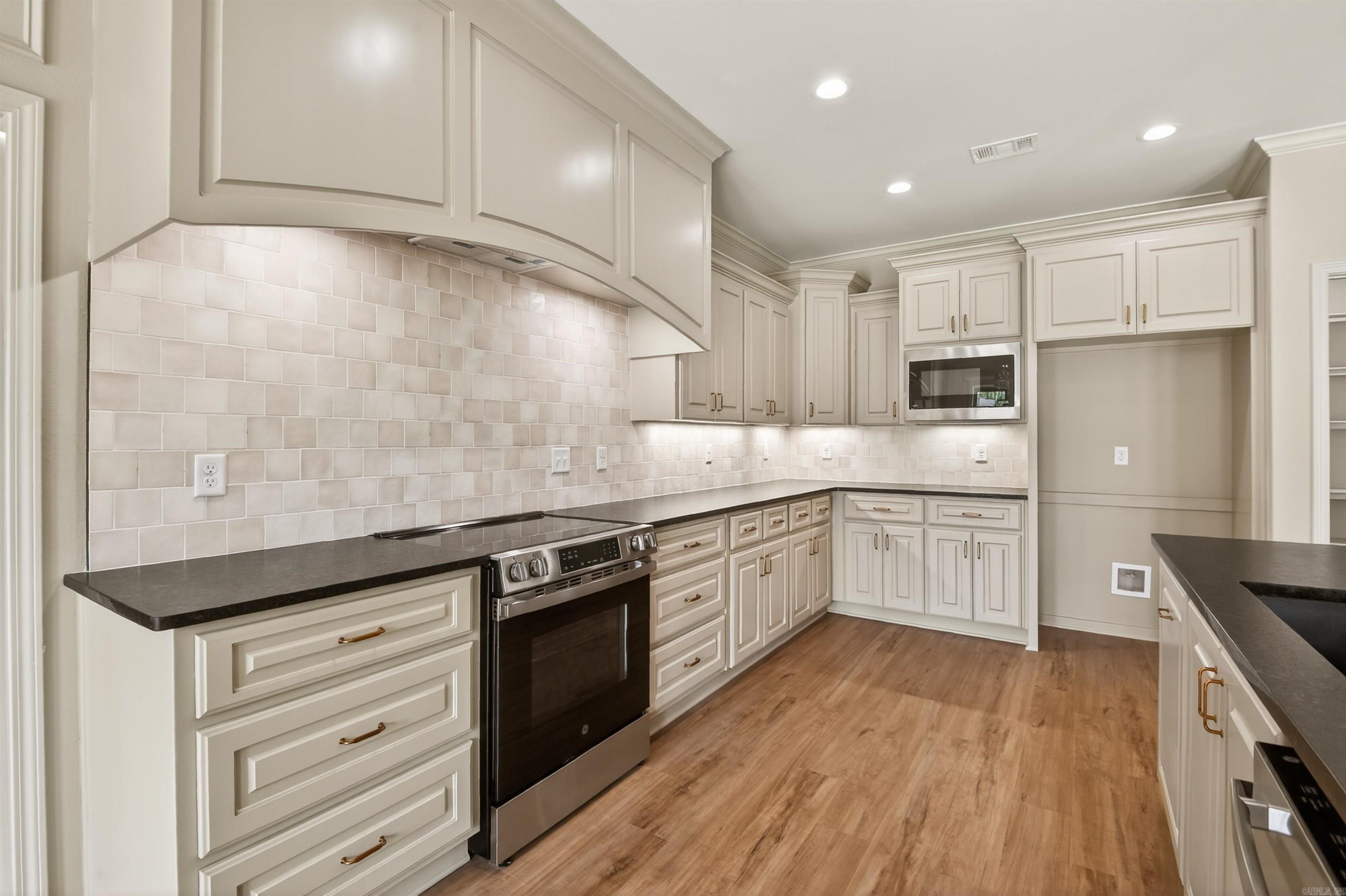 15 Opie Court Property Photo 14