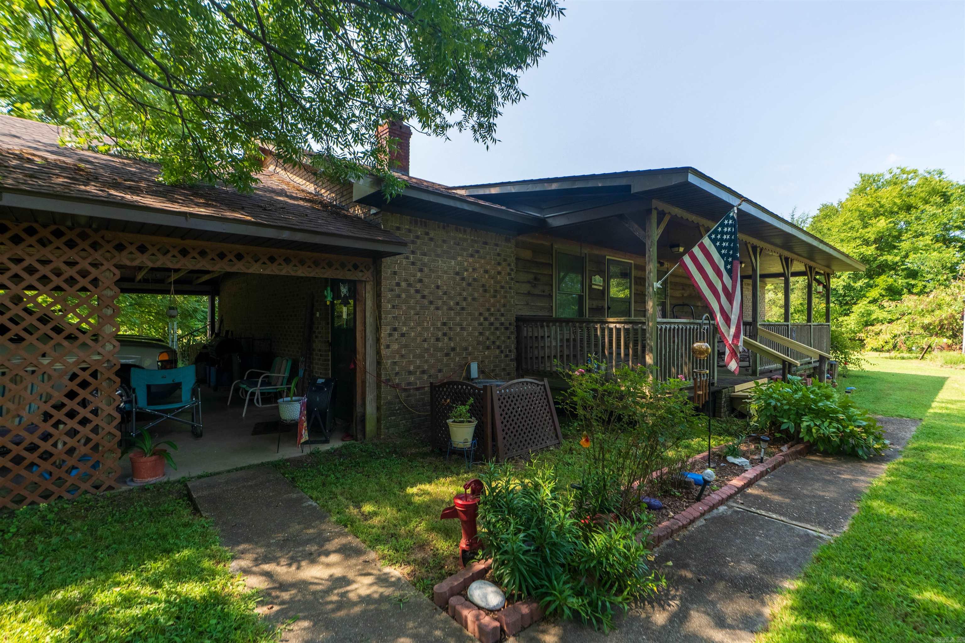 2642 Old Union Road Property Photo 2