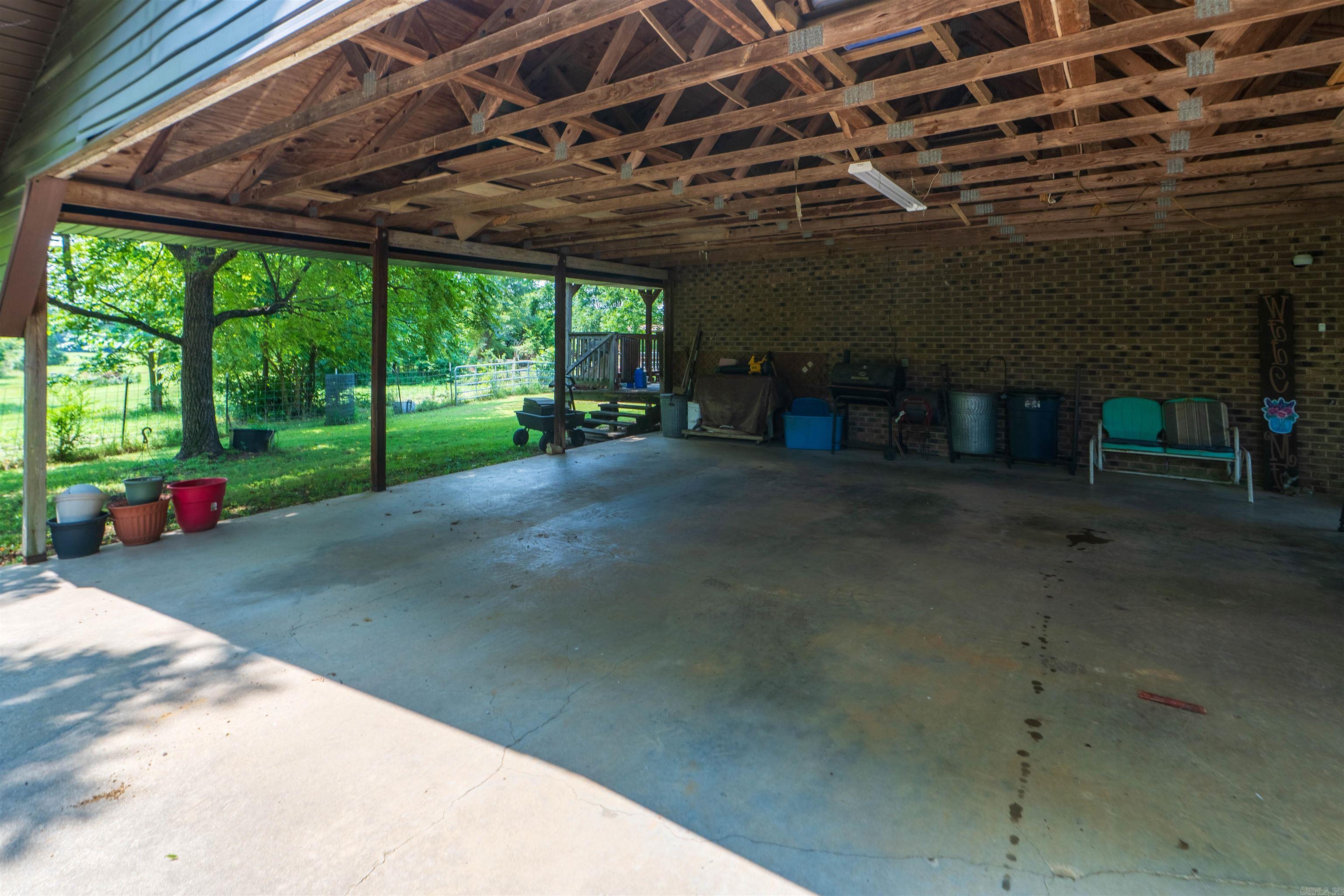 2642 Old Union Road Property Photo 4