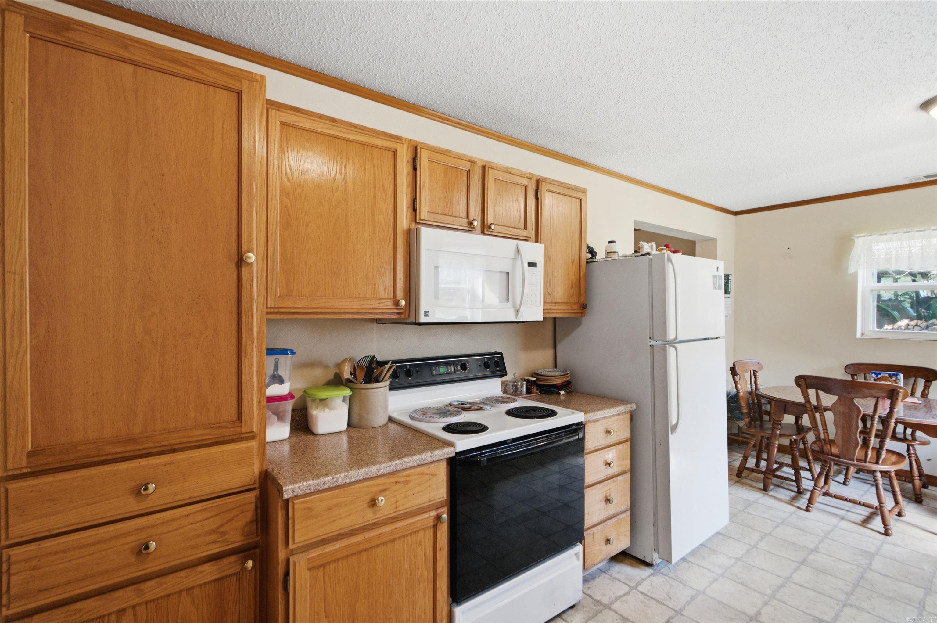 2642 Old Union Road Property Photo 8