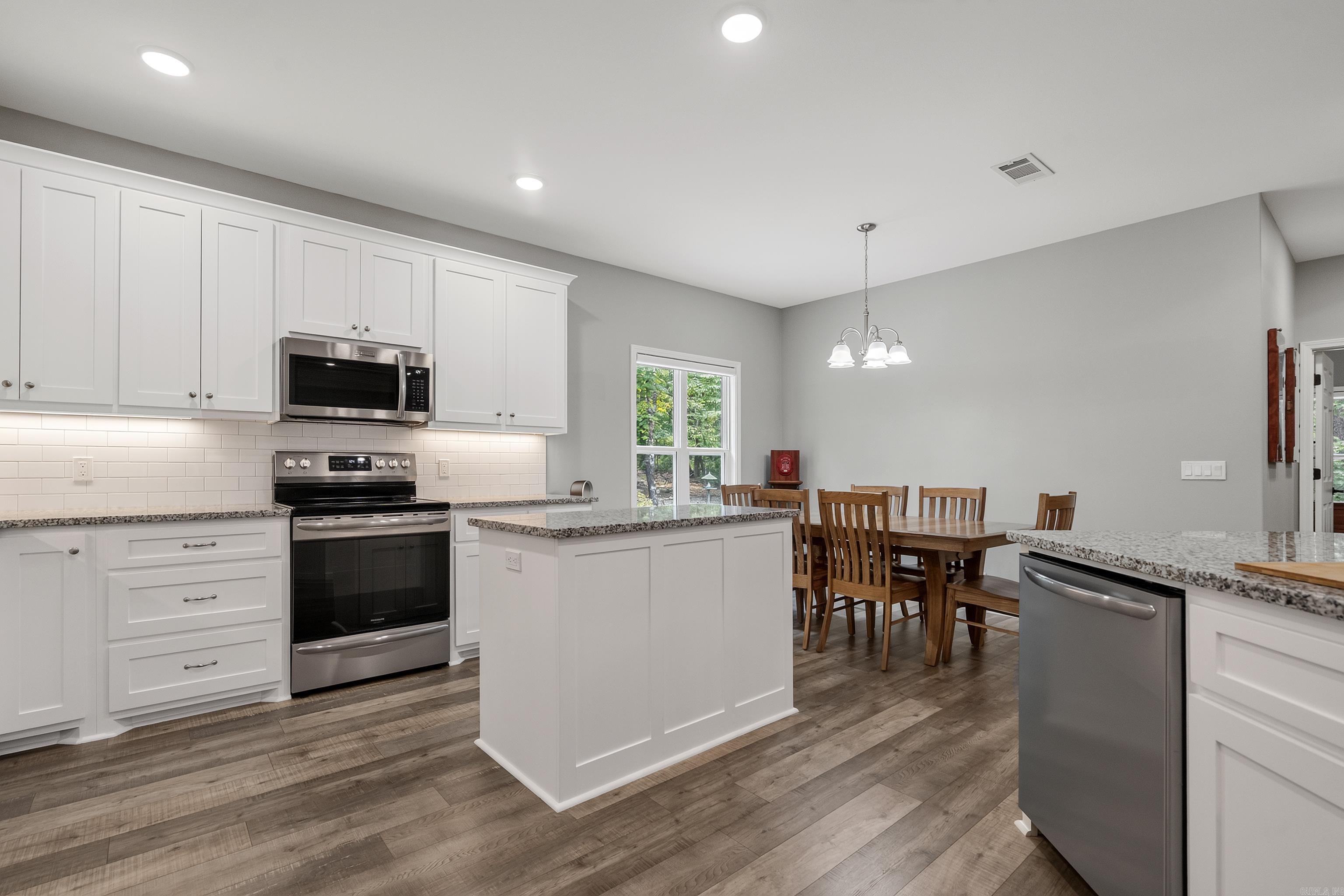 13 Rollo Lane Property Photo 18