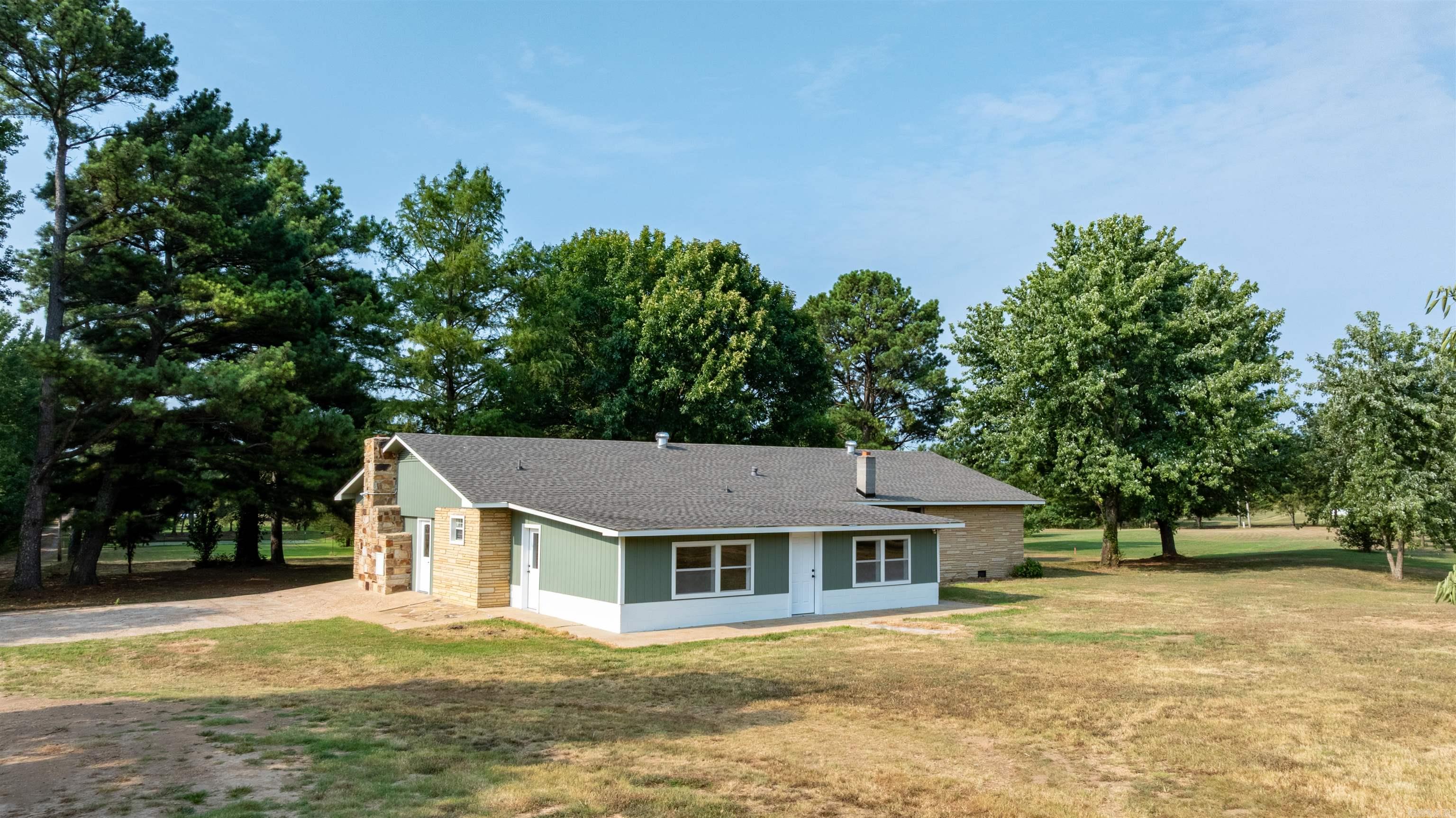 55 Hall Dr Property Photo 43