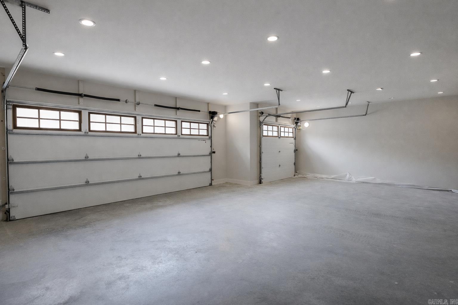 115 Bear Den Court Property Photo 23