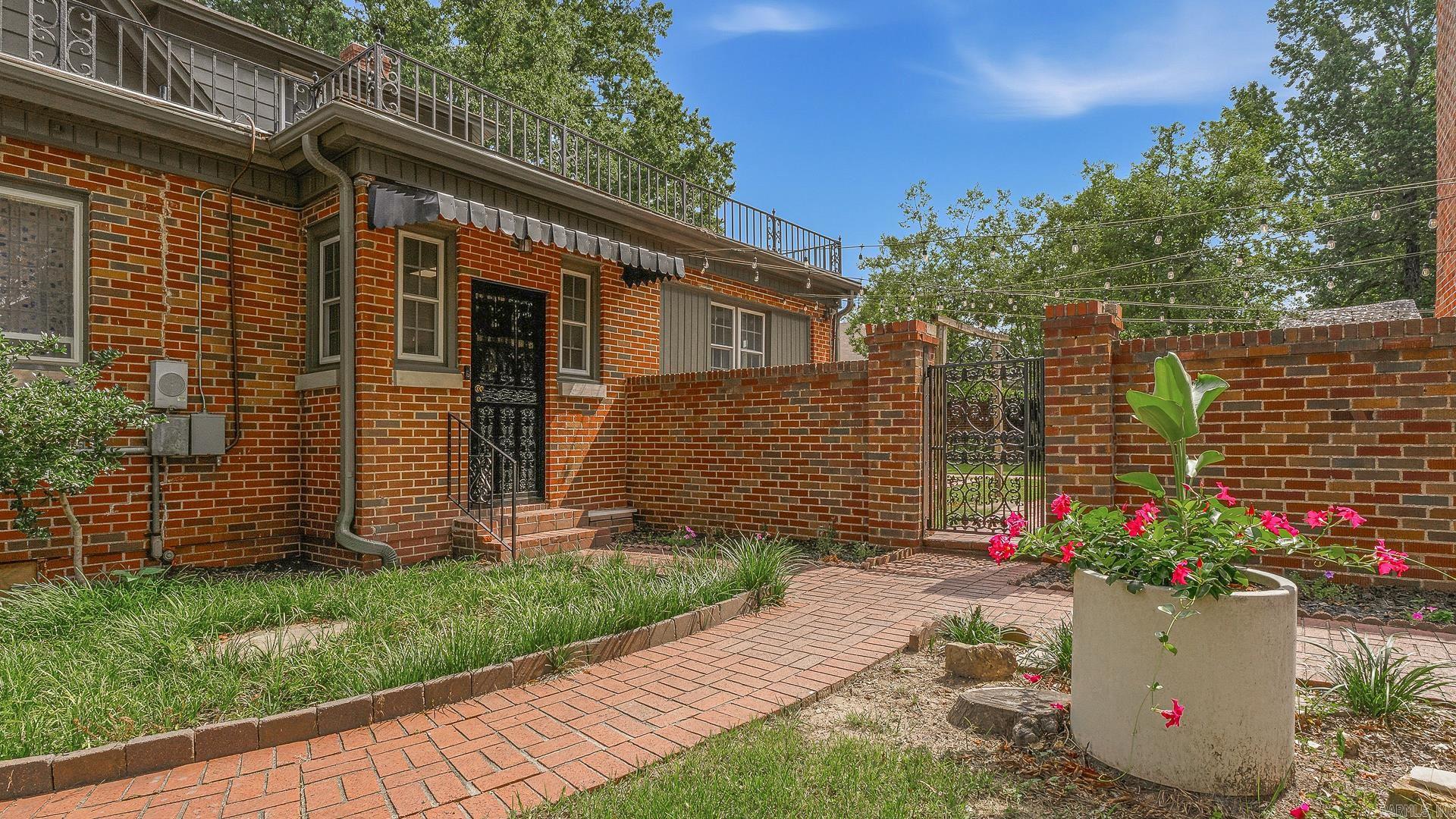 537 Warner Avenue Property Photo 31