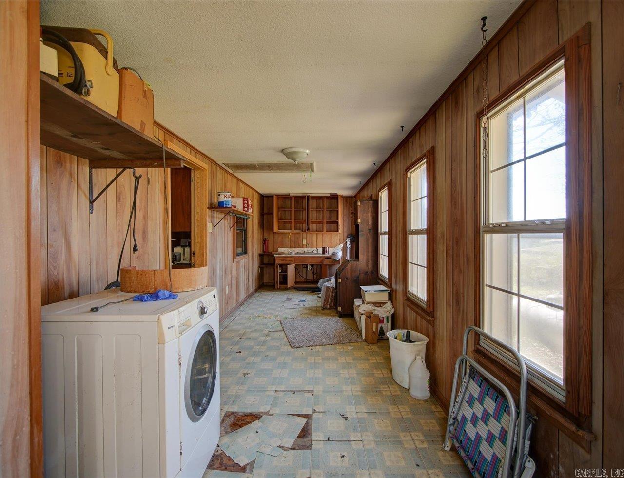 249 & 250 River Drive Property Photo 17