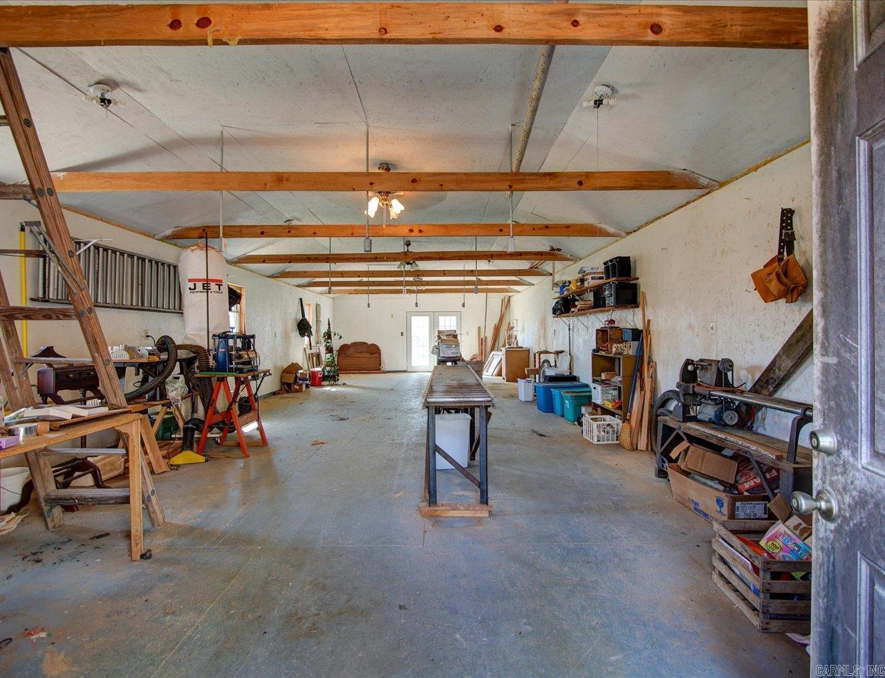249 & 250 River Drive Property Photo 18