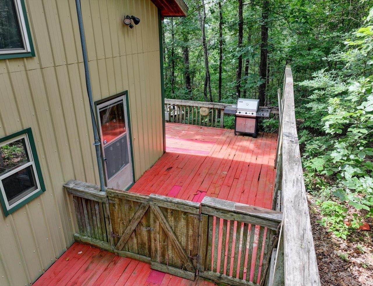 249 & 250 River Drive Property Photo 24