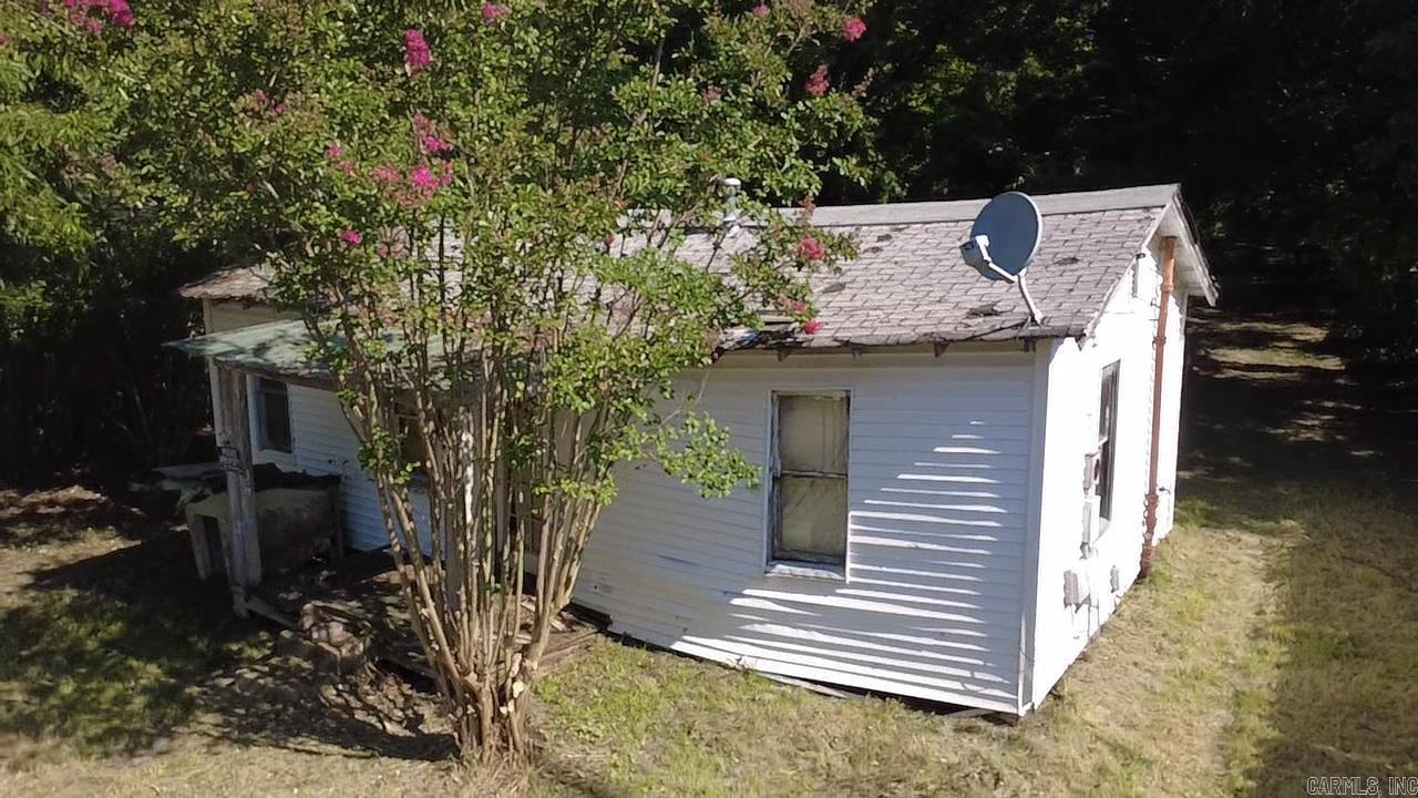 408 Petros Ave Property Photo 28