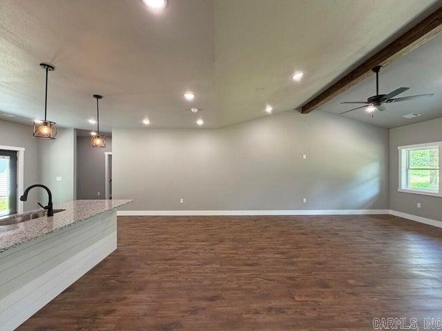 901 Sage Meadows Lane Property Photo 8