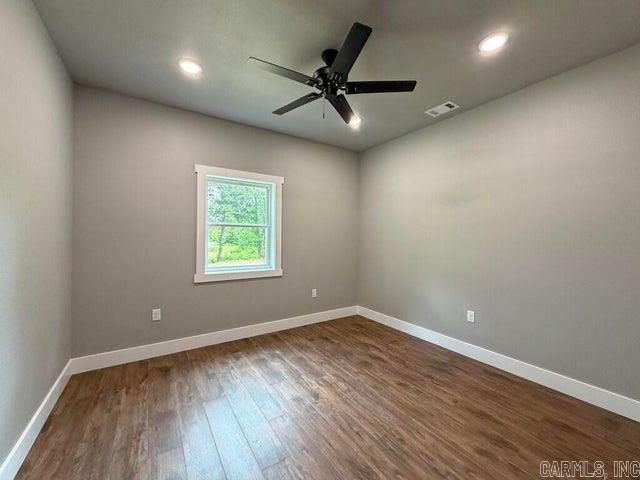 901 Sage Meadows Lane Property Photo 15