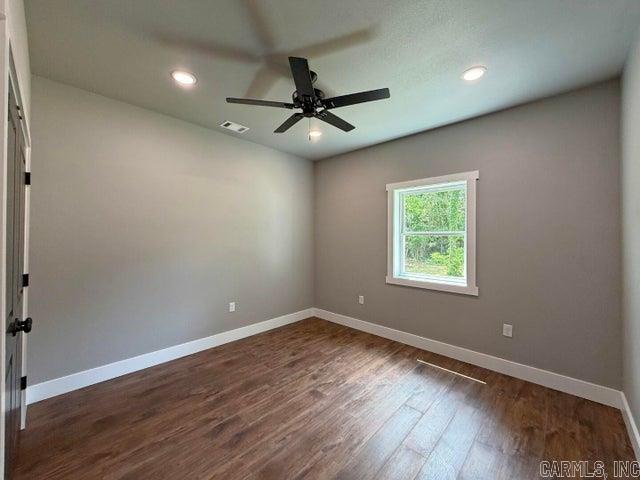 901 Sage Meadows Lane Property Photo 16