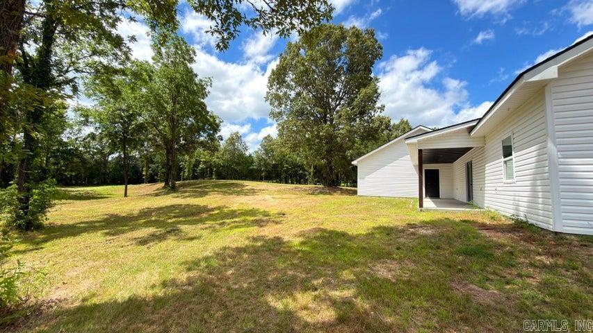 901 Sage Meadows Lane Property Photo 23