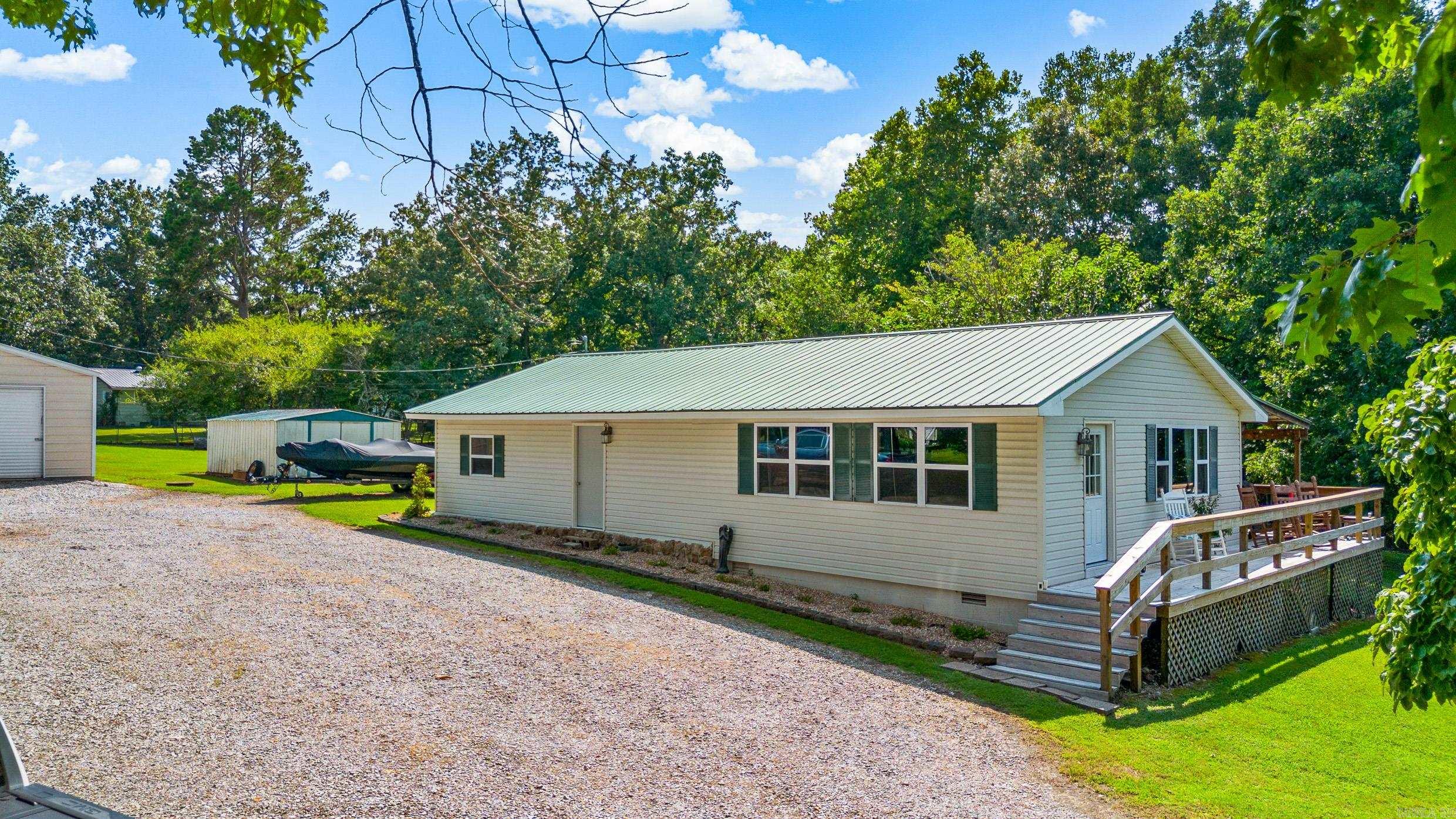 151 Mossy Rock Place Property Photo 4