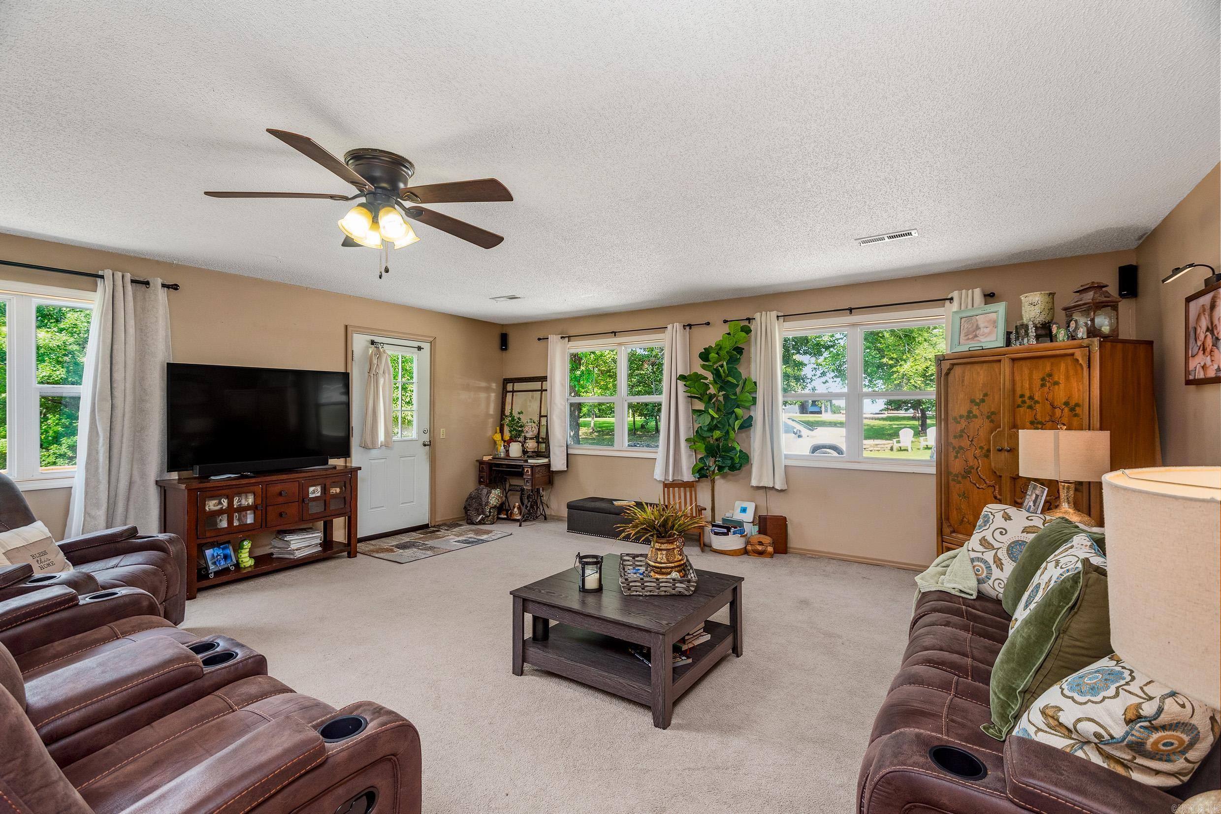 151 Mossy Rock Place Property Photo 7