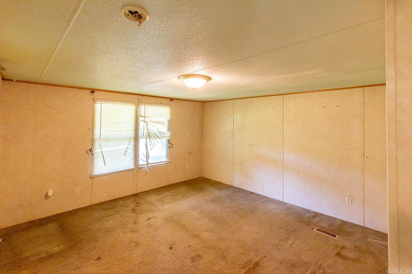 5770 Hwy 71 S Property Photo 6