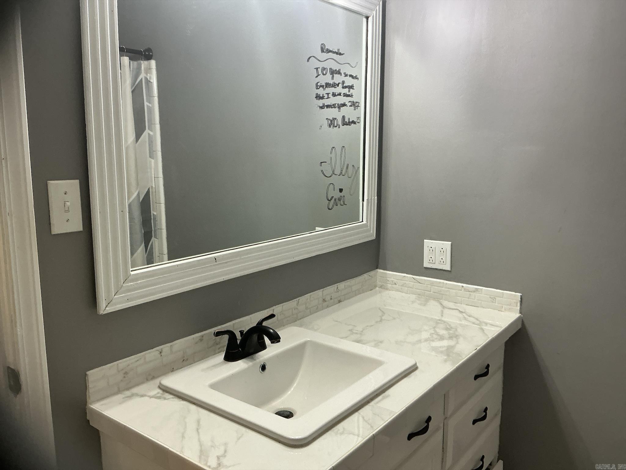 1005 Walnut Property Photo 35