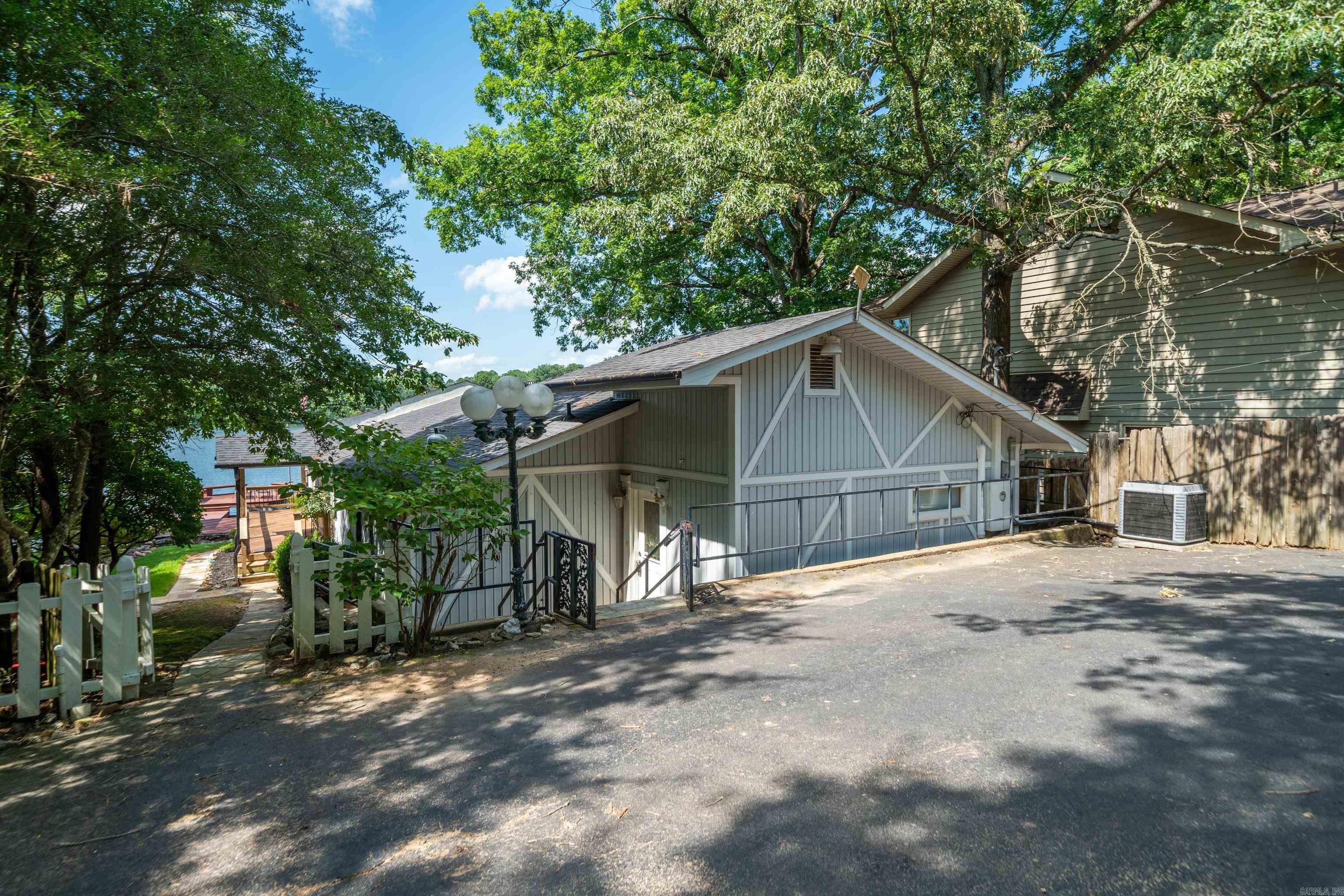 310 Houston Drive Property Photo 39