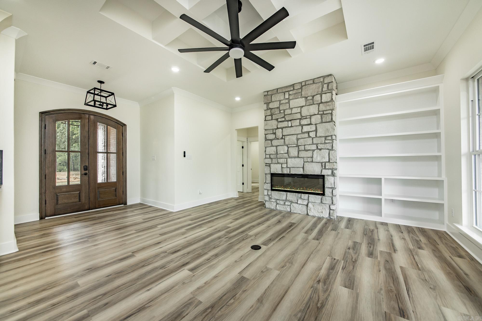 38 Libra Lane Property Photo 8