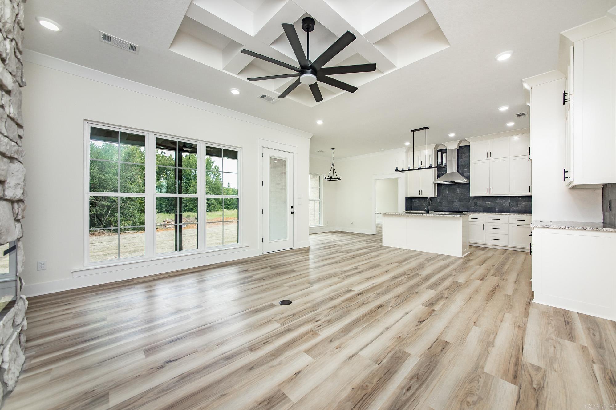 38 Libra Lane Property Photo 10