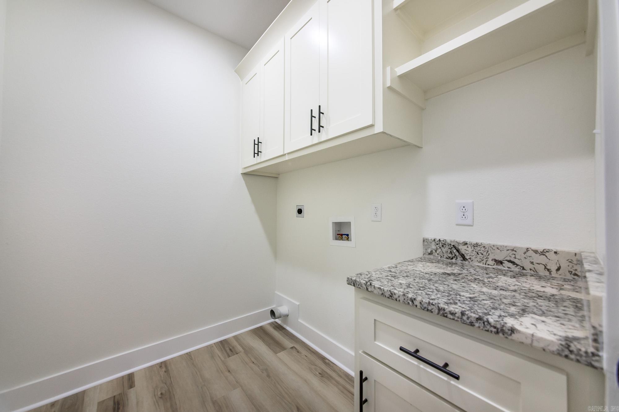 38 Libra Lane Property Photo 33