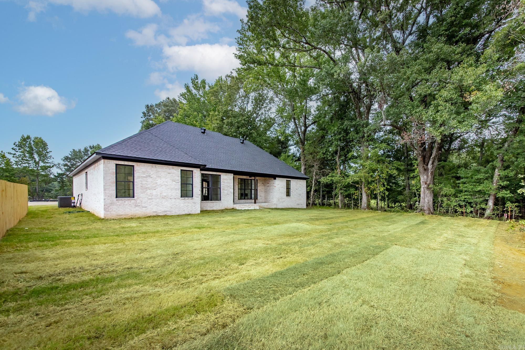 38 Libra Lane Property Photo 37