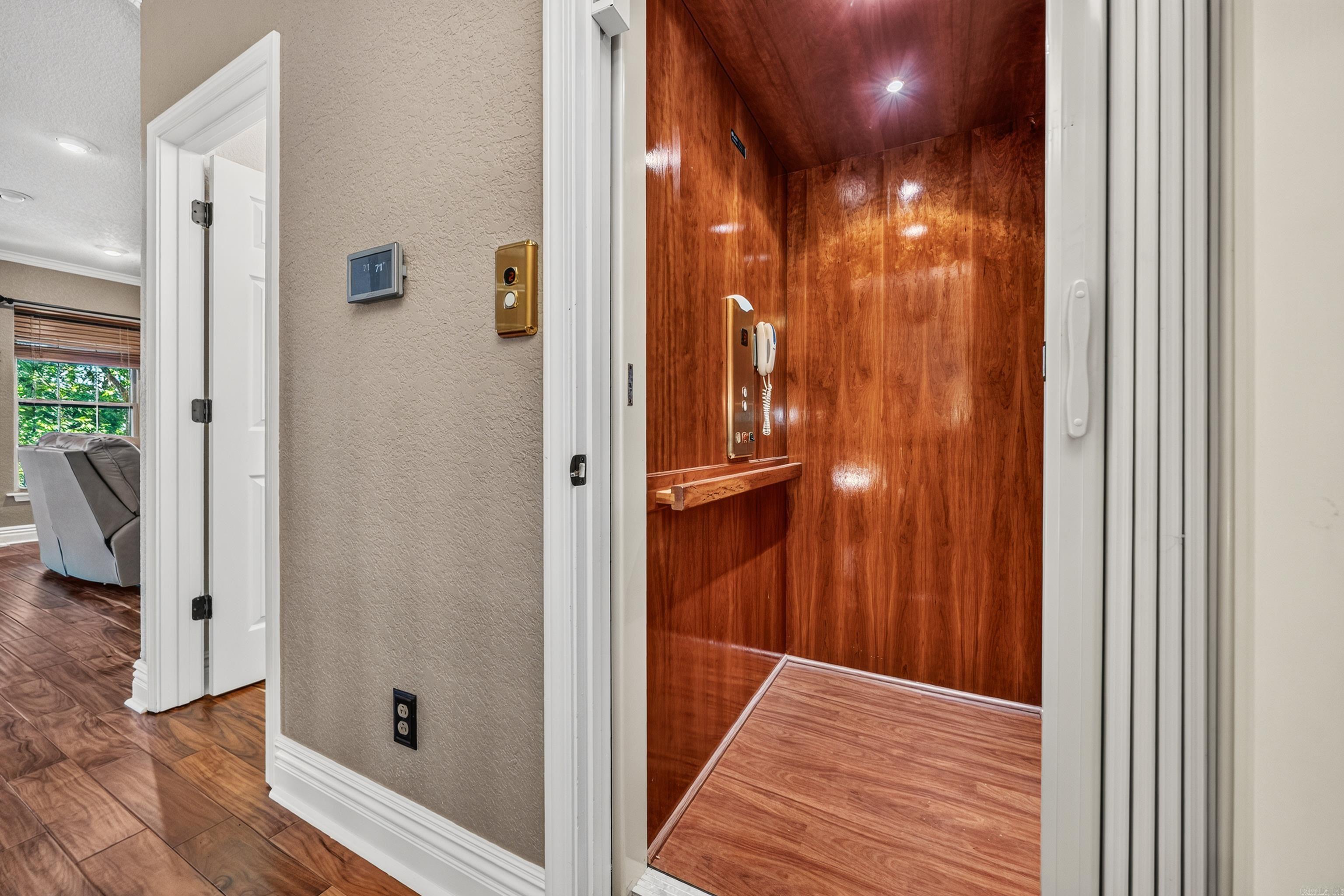 165 Paddock Point Property Photo 24