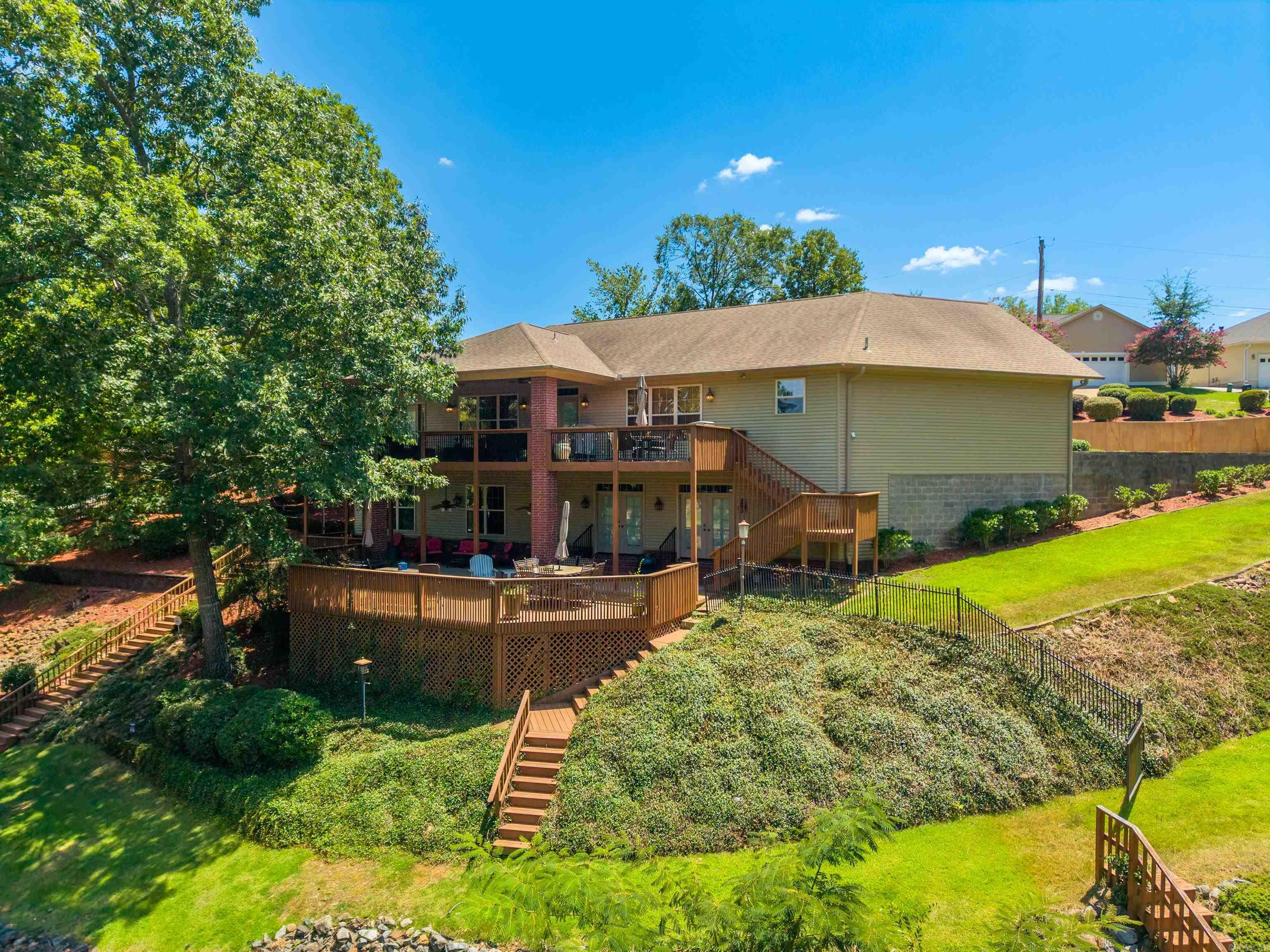 165 Paddock Point Property Photo 42