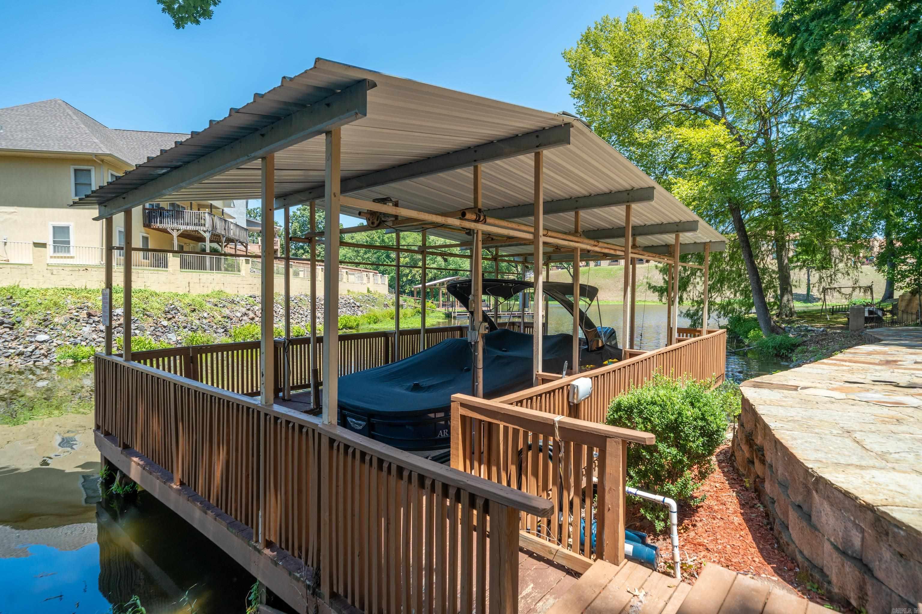 165 Paddock Point Property Photo 45