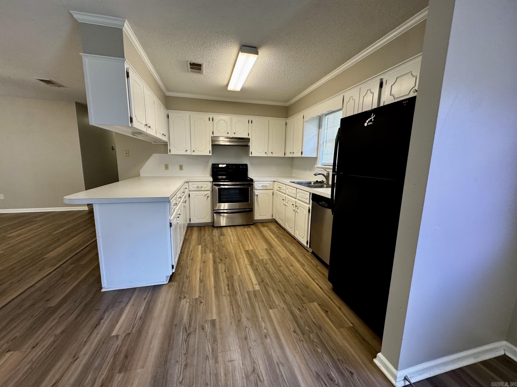 26 Alexis Drive Property Photo 5