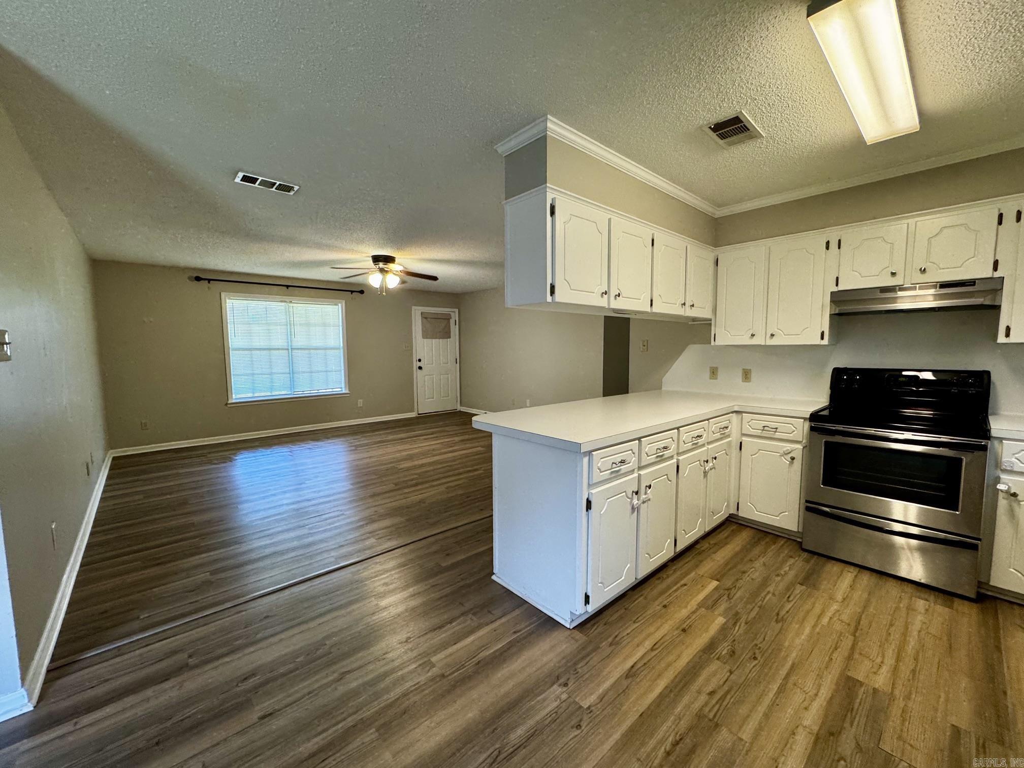 26 Alexis Drive Property Photo 8