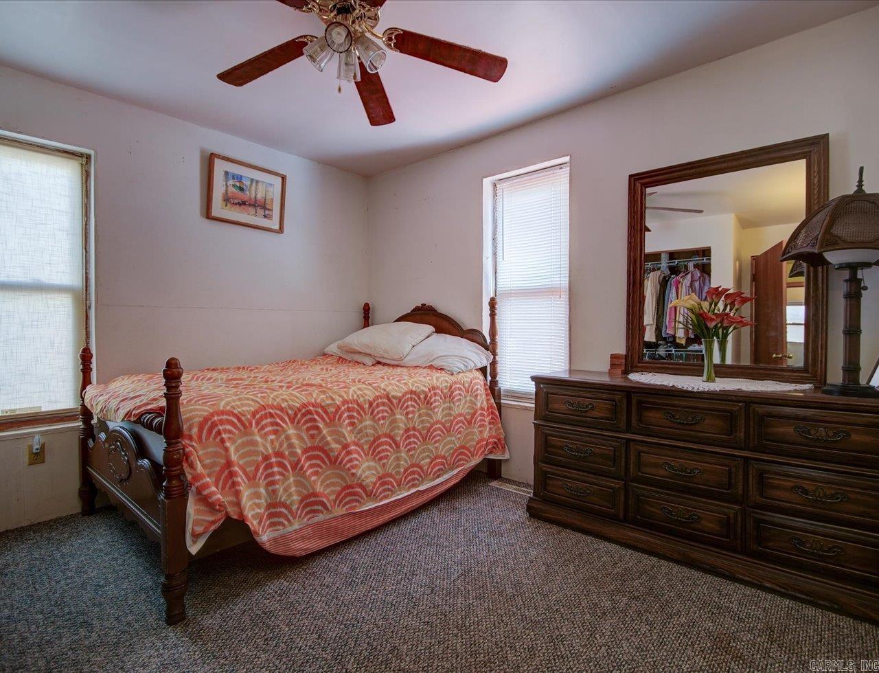 249 & 250 River Drive Property Photo 6