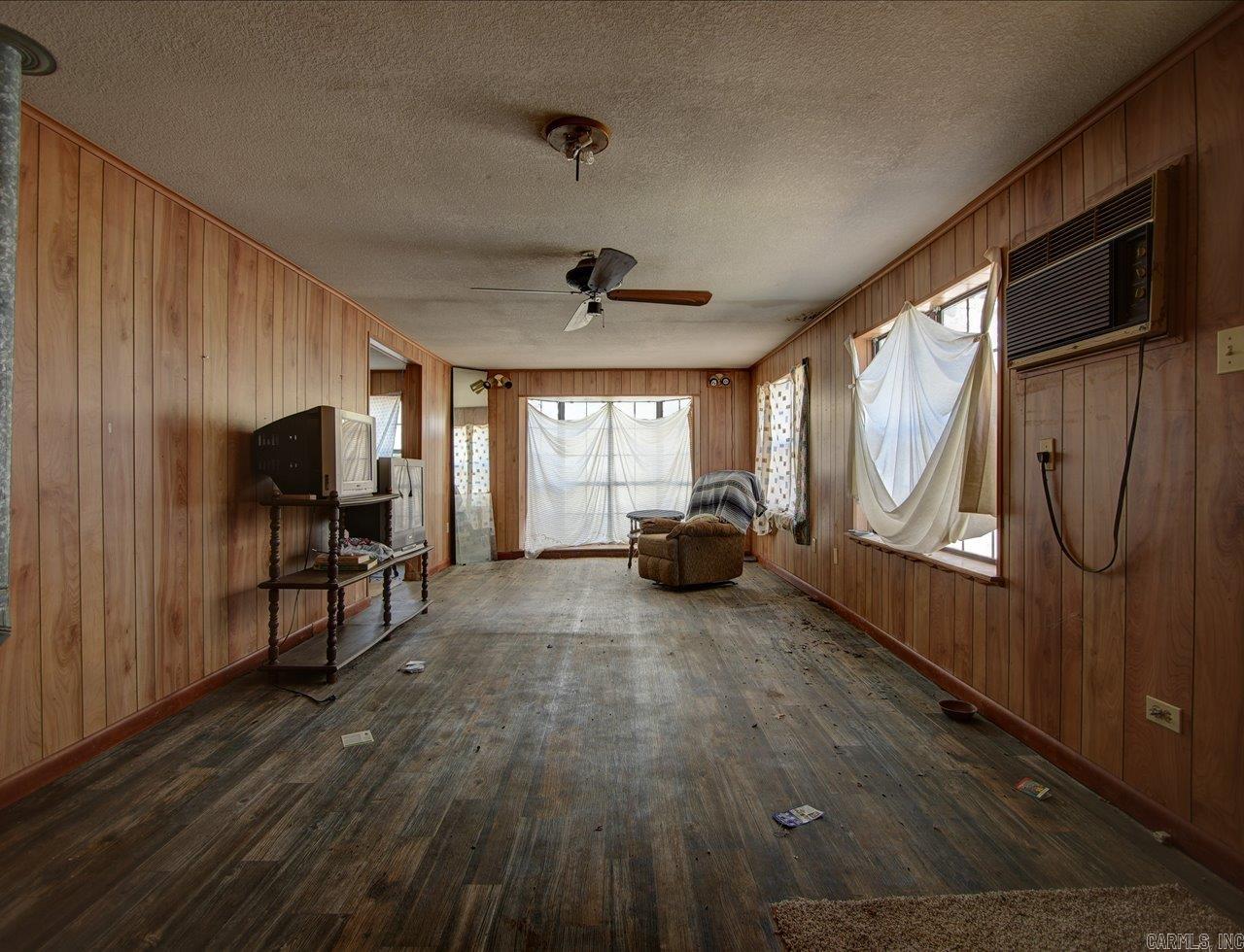 249 & 250 River Drive Property Photo 25