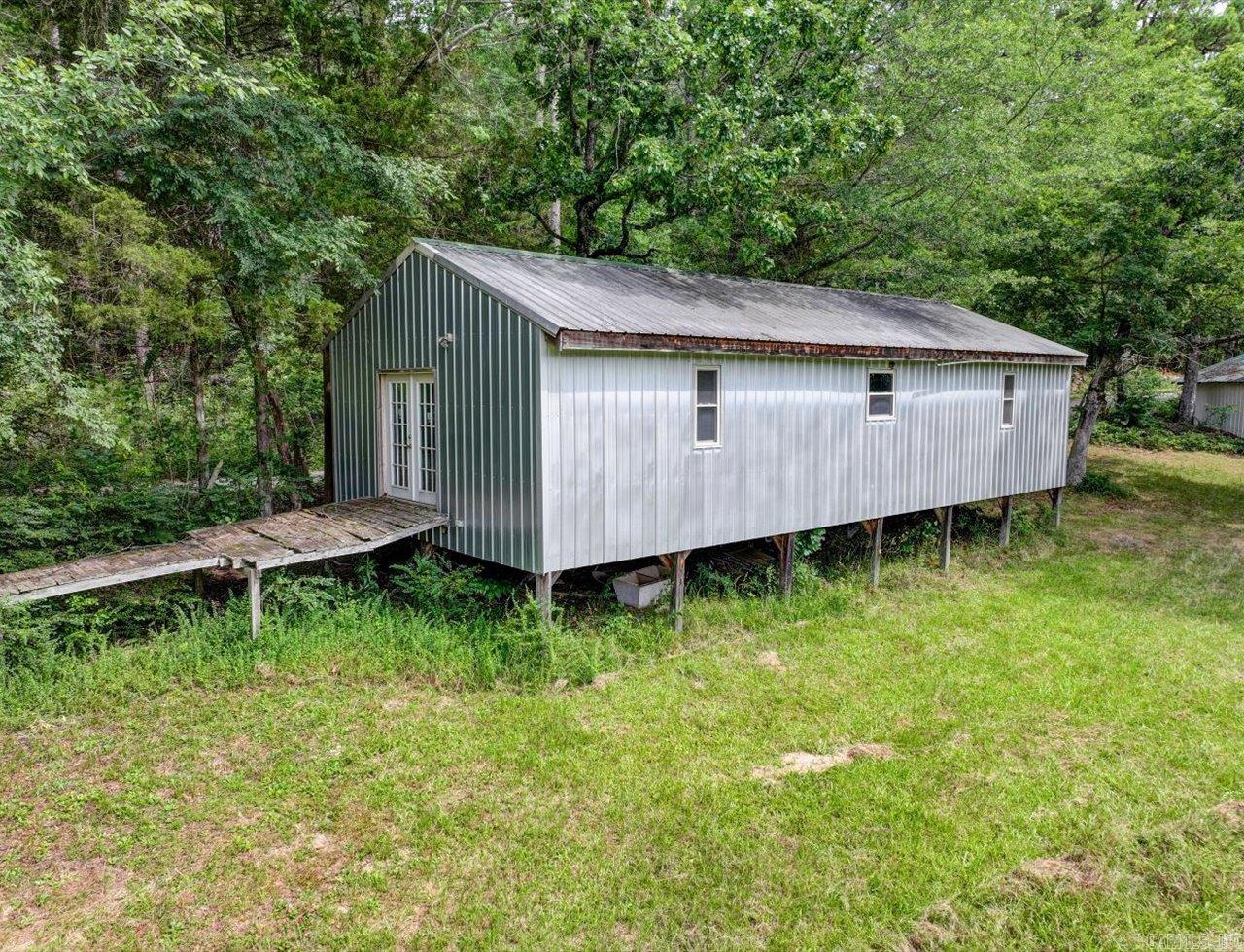 249 & 250 River Drive Property Photo 28
