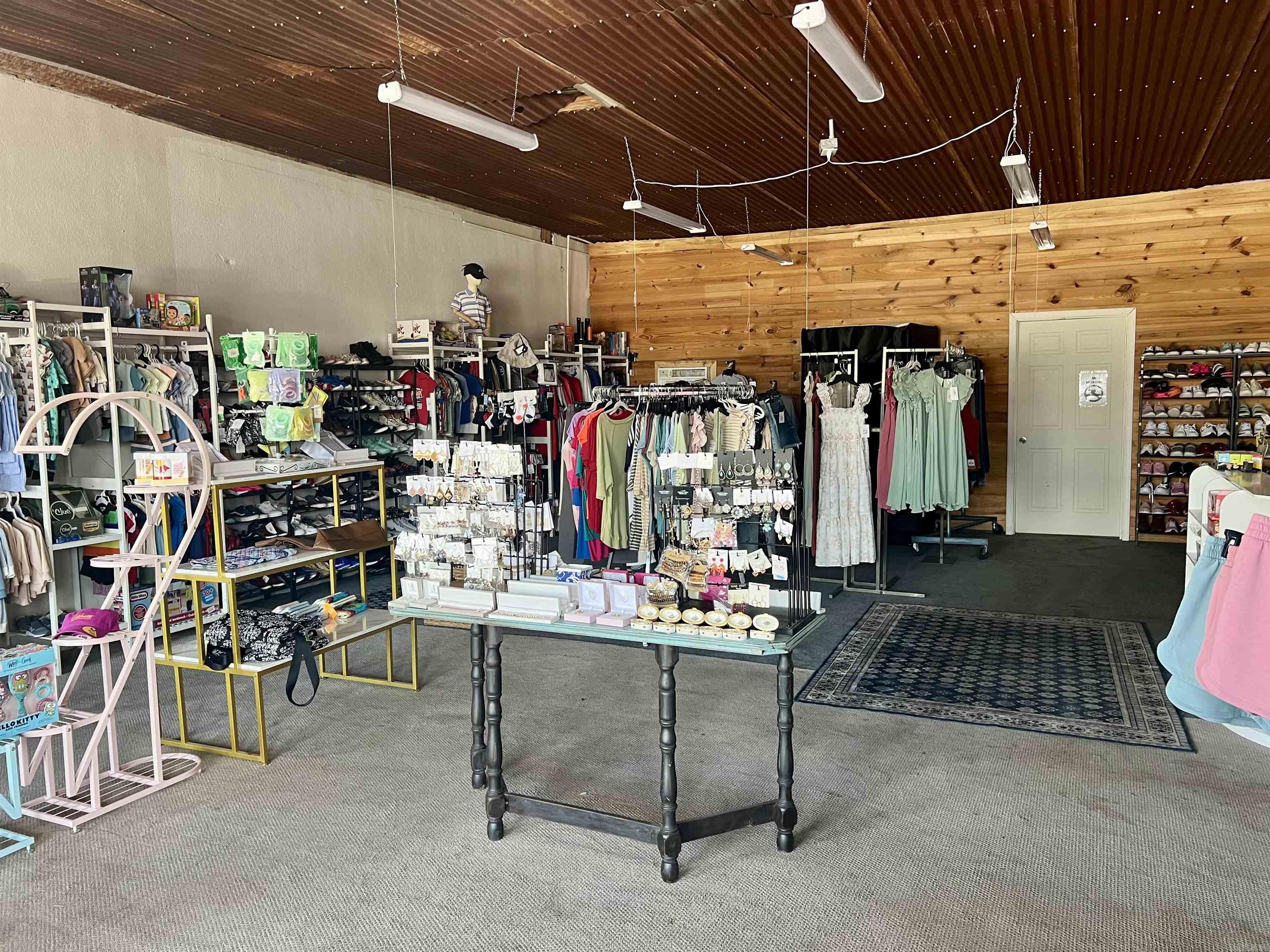 101 Broadway Property Photo 11