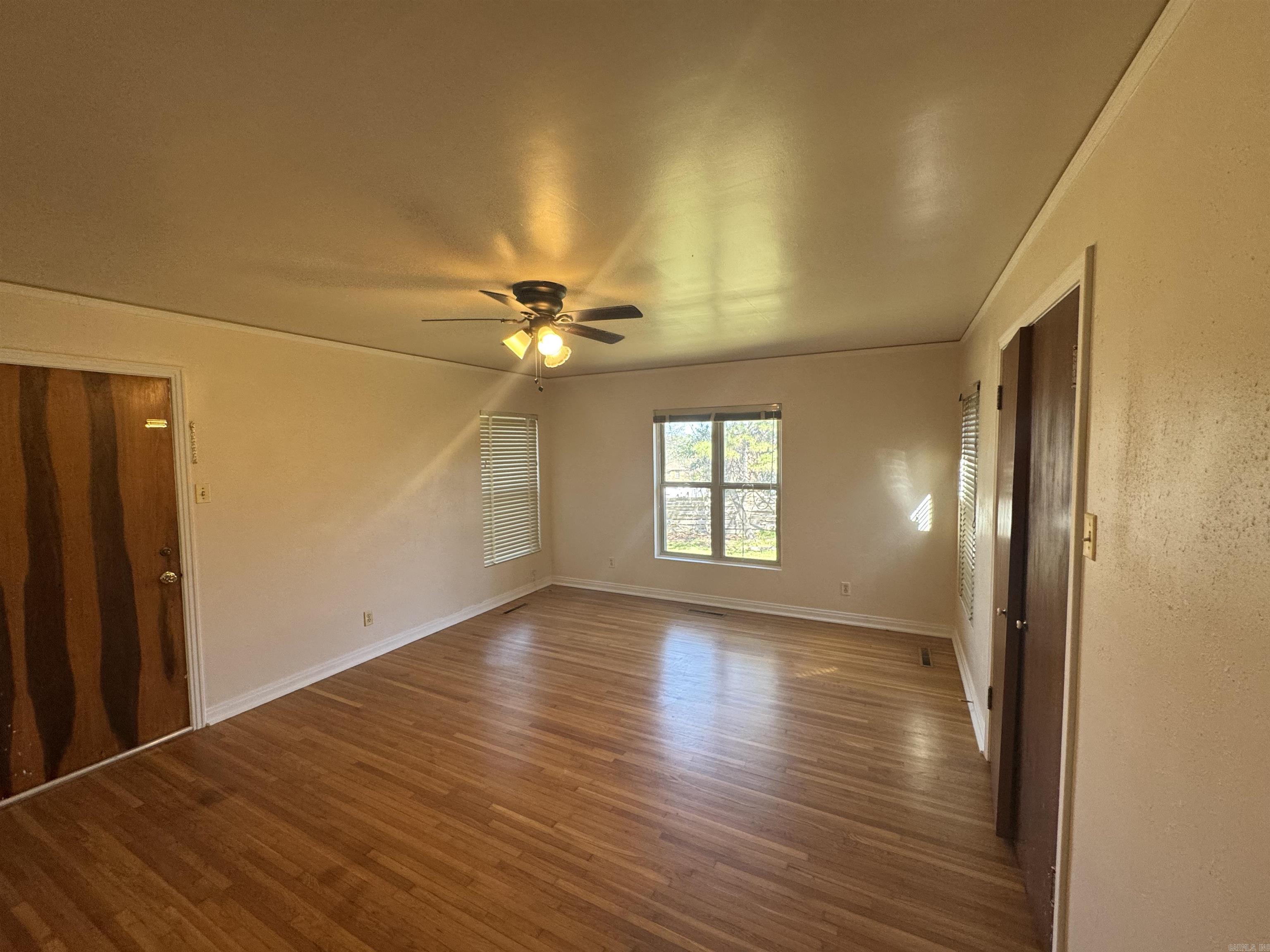 2201 S Q Street Property Photo 6
