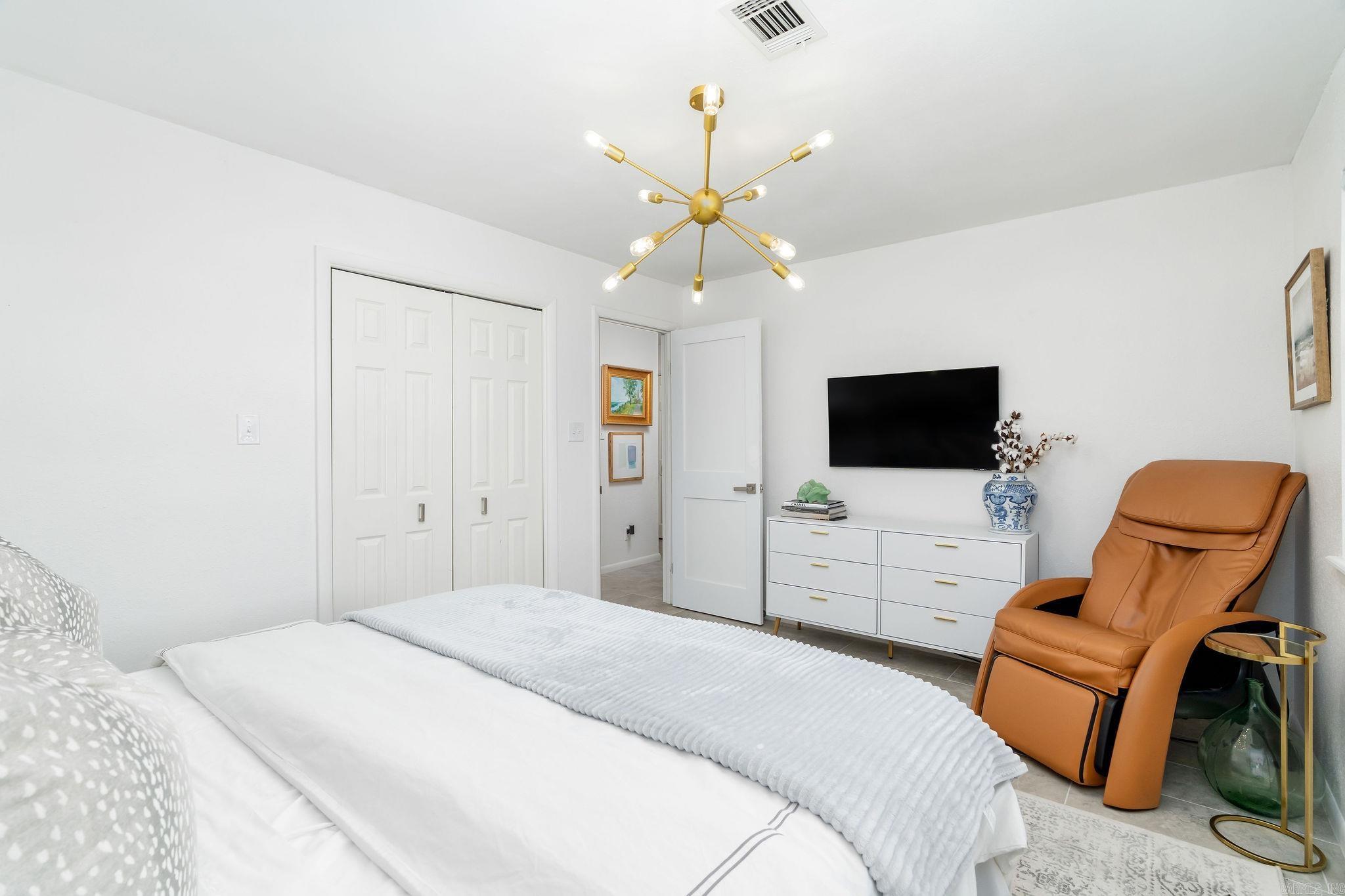 5371 Central Avenue 3c Property Photo 15