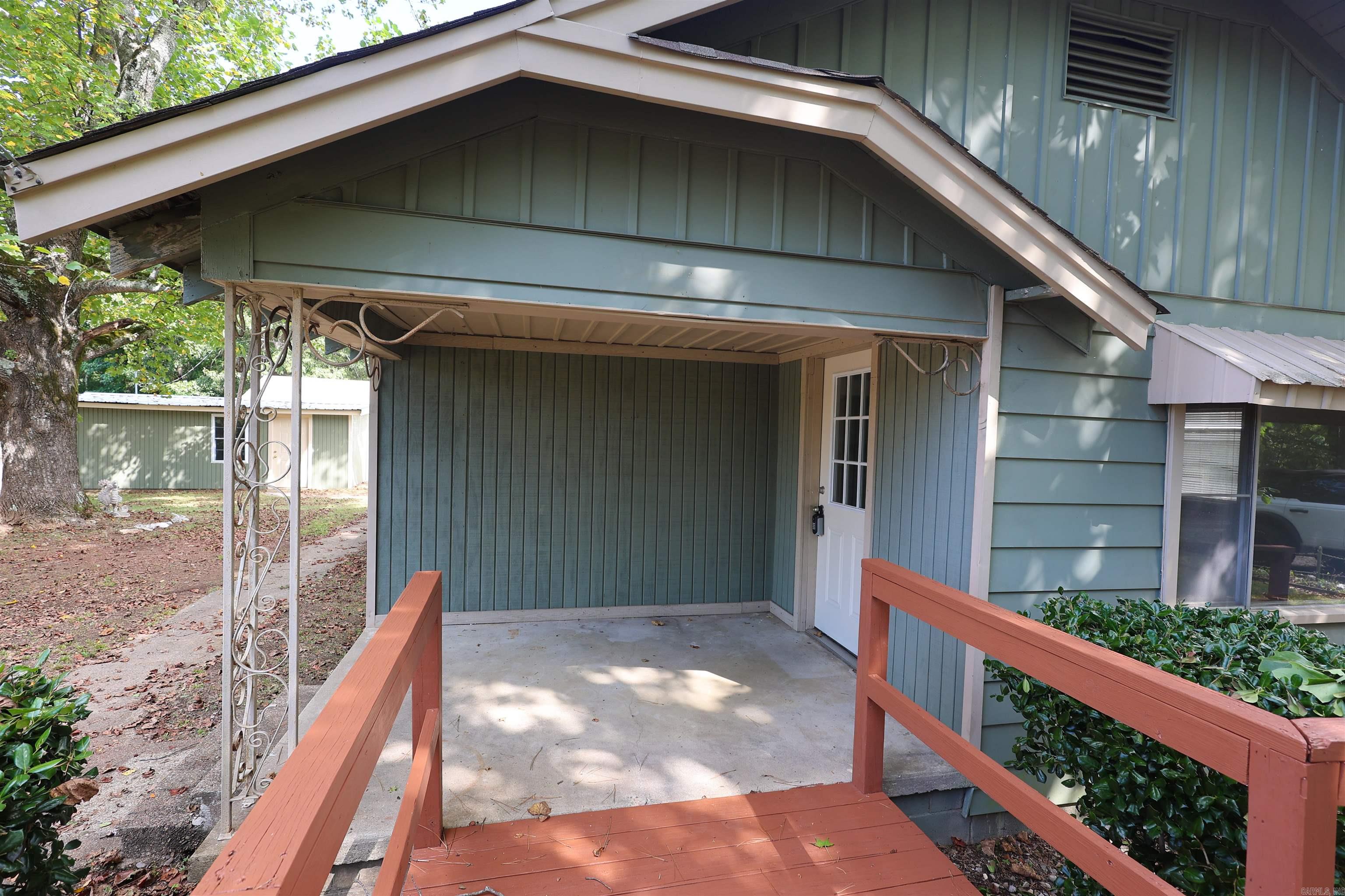 735 S 6th Street Property Photo 10