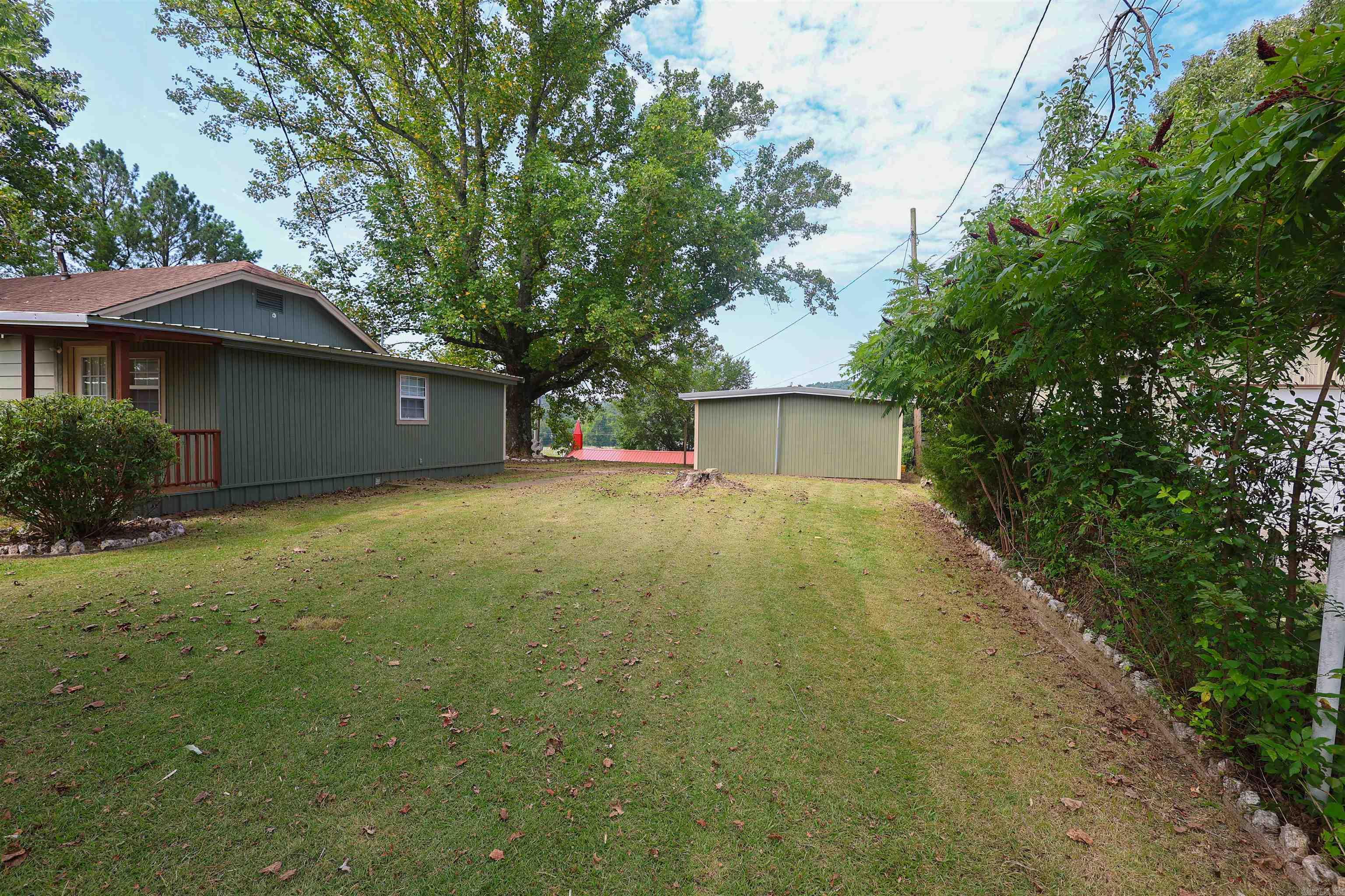 735 S 6th Street Property Photo 45