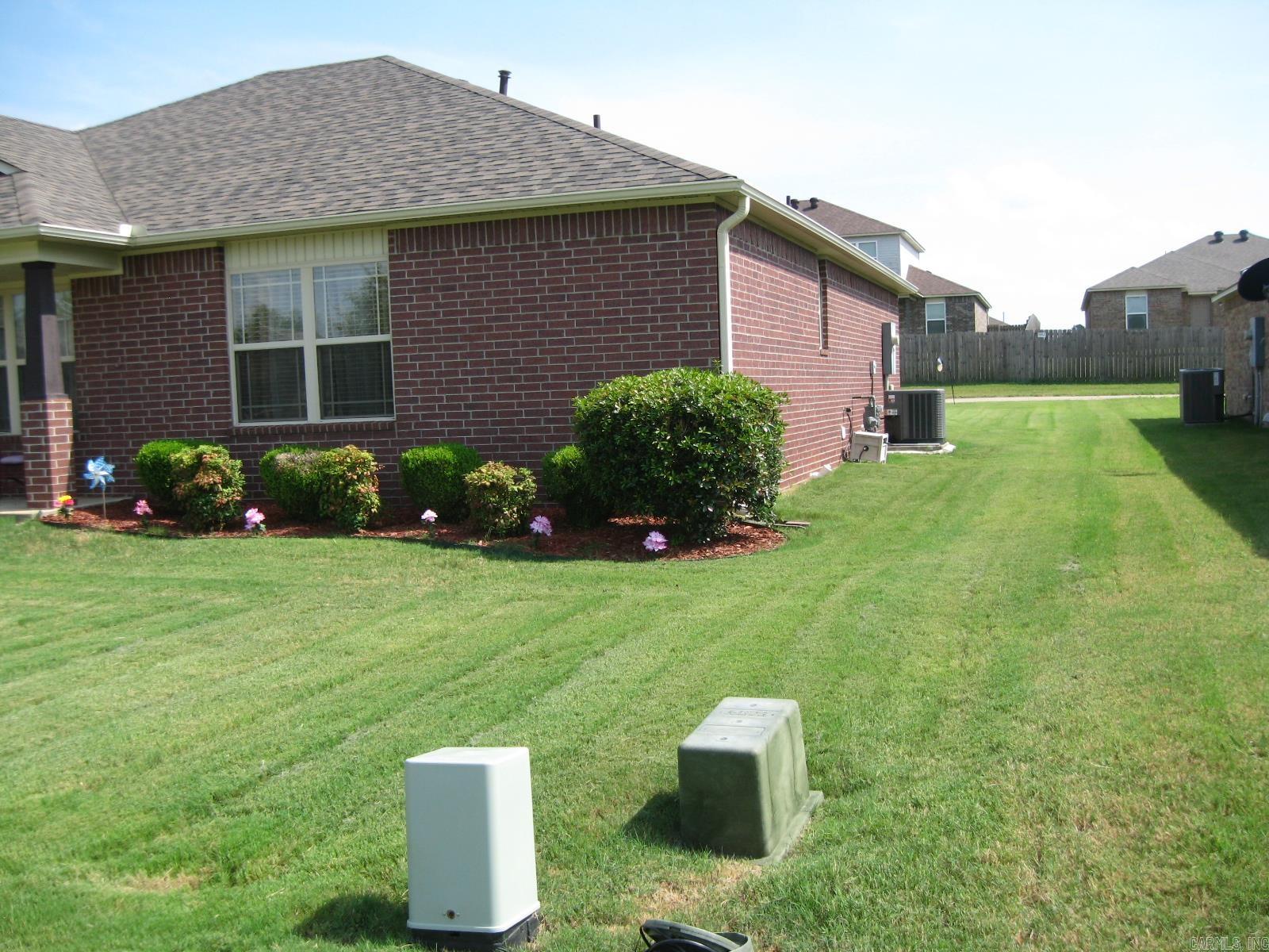 6701 Ridgemist Ln Property Photo 2