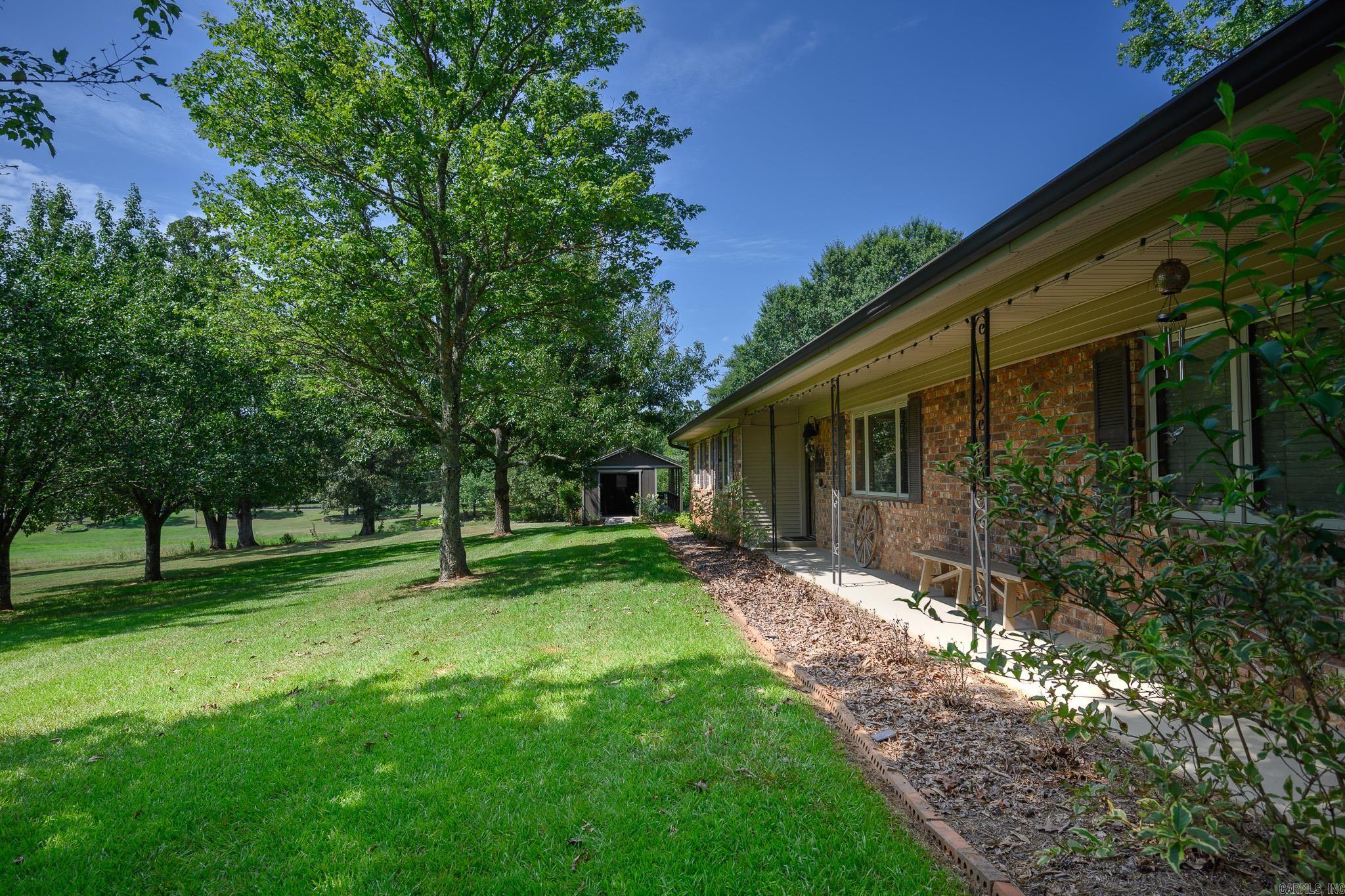 4050 Highway 71 Property Photo 3